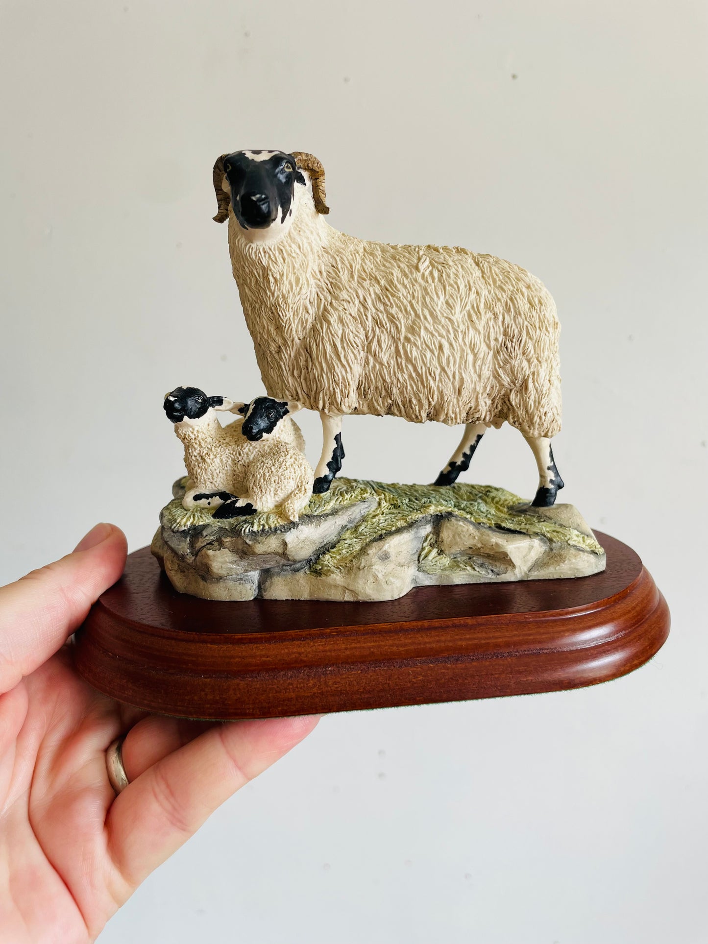 Vintage 1996 Border Fine Arts B124 Blackface Ewe & Lambs Sheep Figurine Statue on Wood Base - Handmade in Scotland