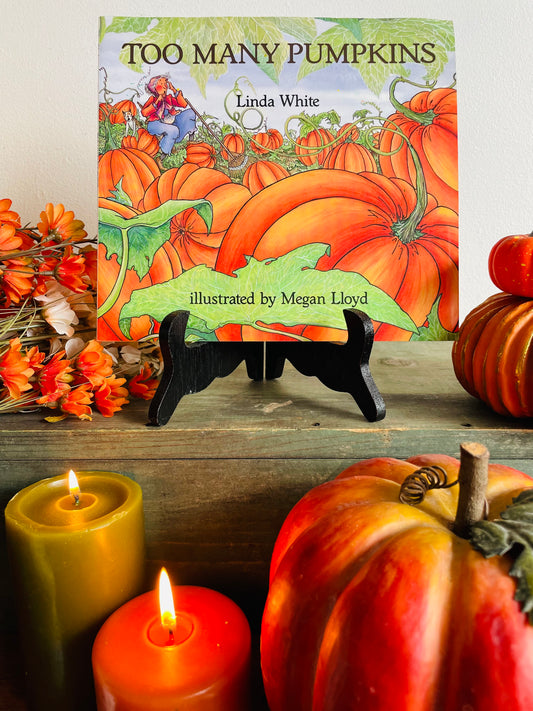 Too Many Pumpkins Book by Linda White & Megan Lloyd (1996)