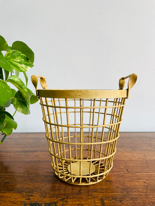 Yellow Metal Driving Range Golf Ball Basket - Great for Kitchen Utensil Storage!