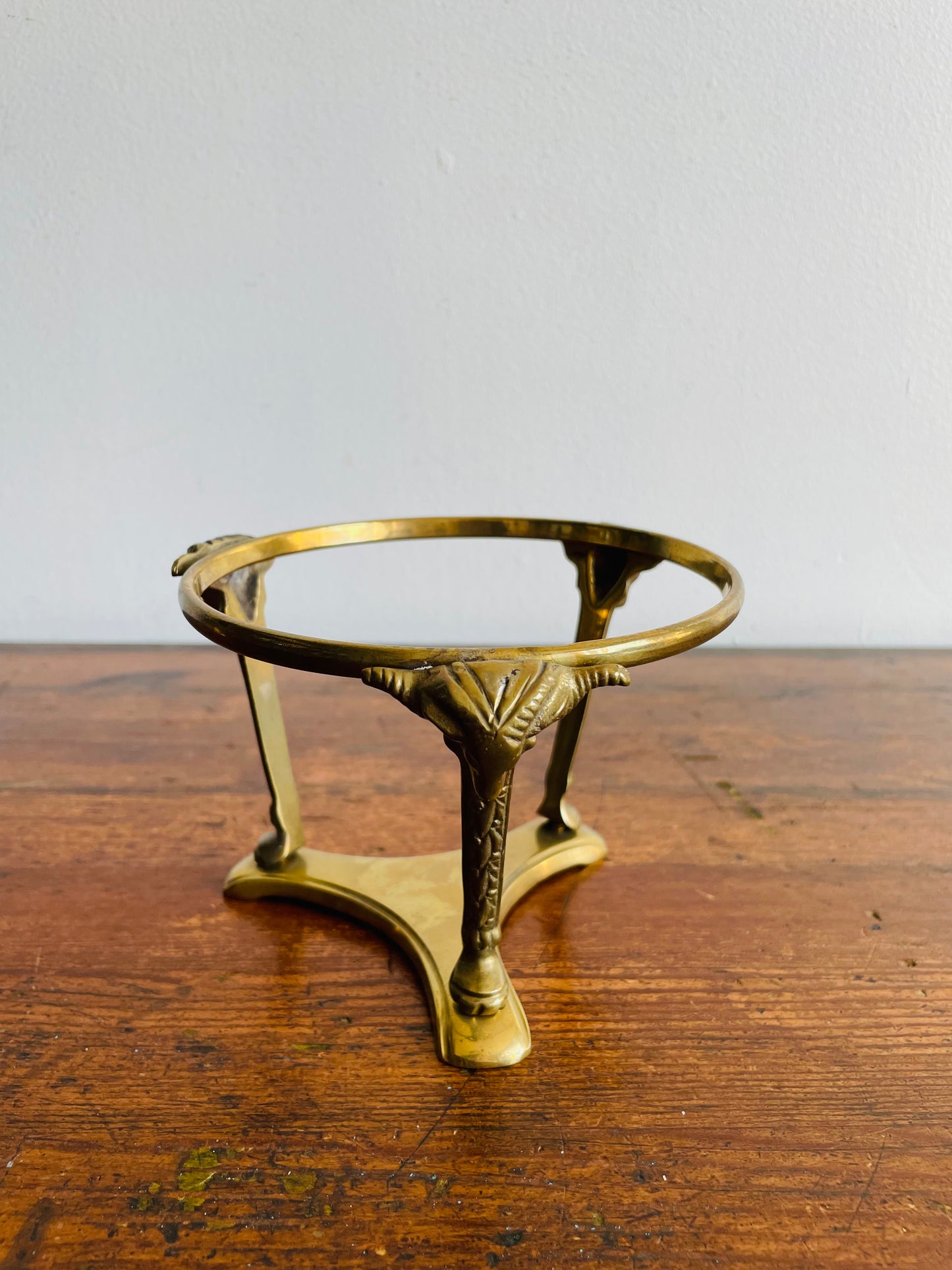 Solid Brass Pedestal Holder Stand with Ram Head Design