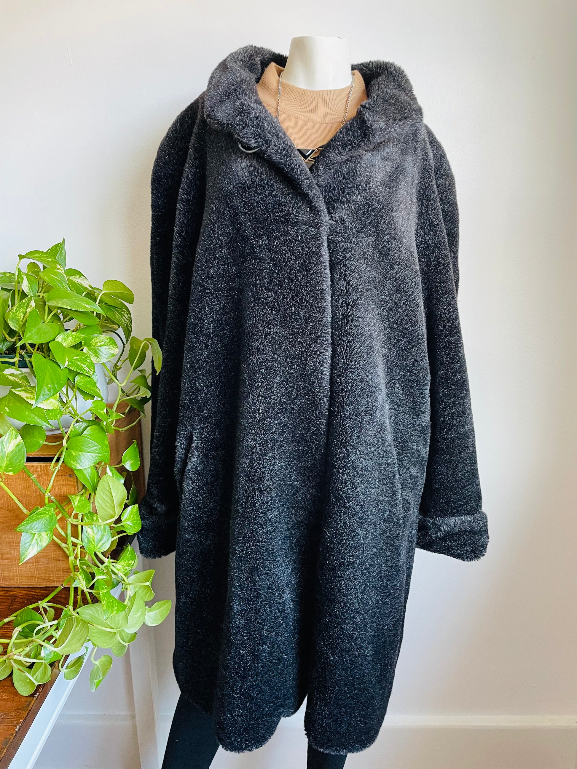 Novelti faux fur coat best sale