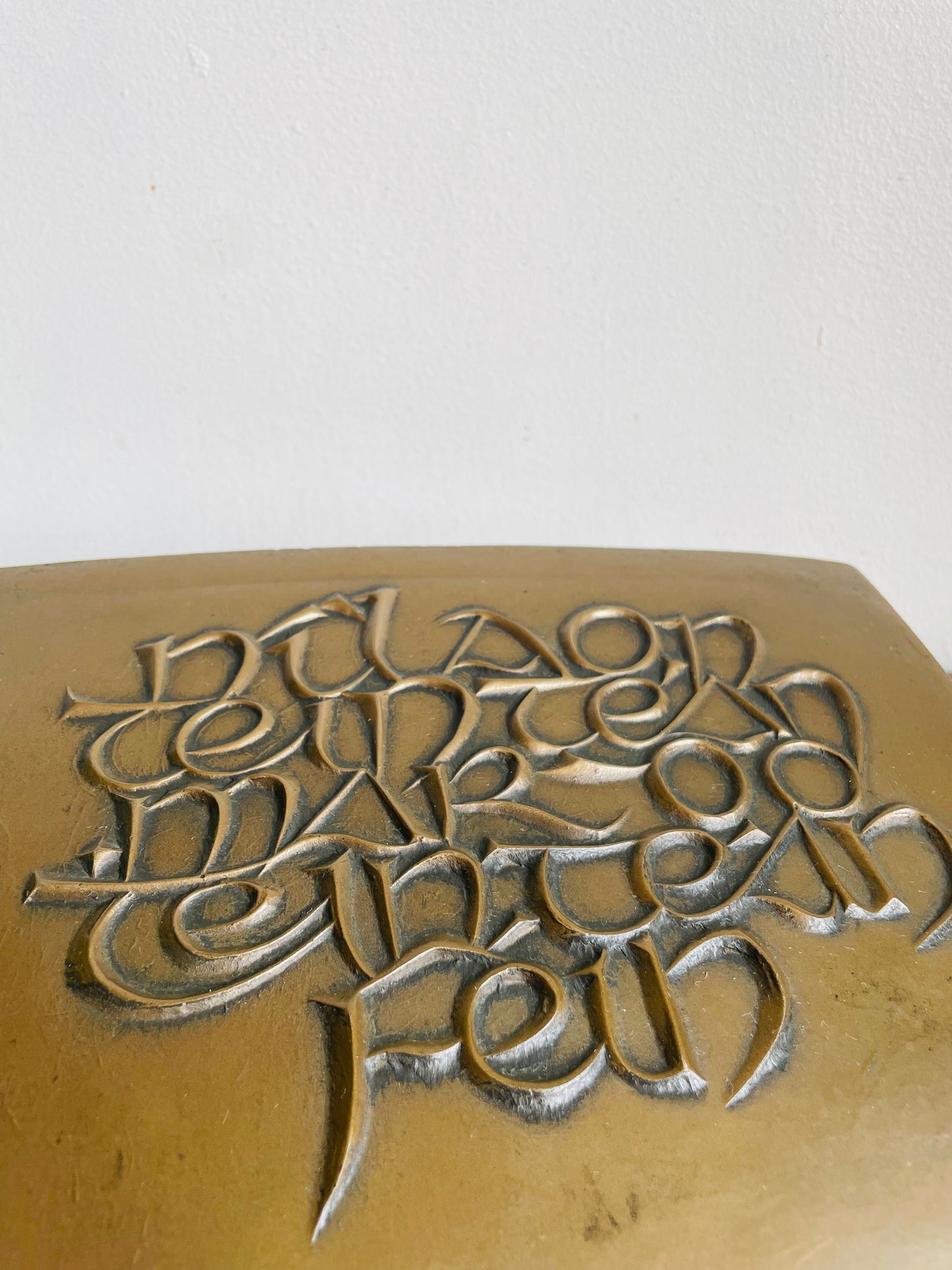 Vintage Wild Goose Studio Wall Hanging Cold Cast Plaque Picture with Irish Gaelic Proverb - There is No Fireside Like Your Own Fireside - Made in Kinsale,Ireland by Artist Oisin Kelly