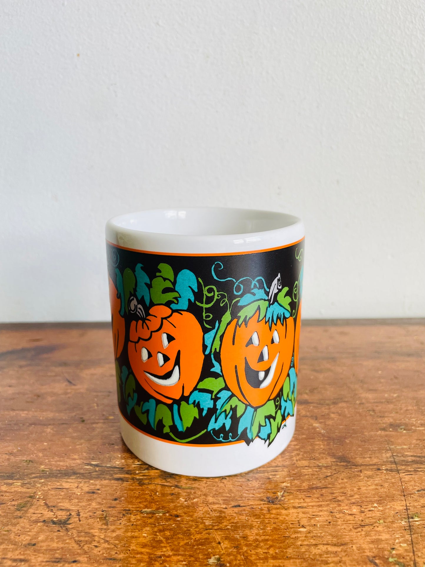 Vintage 1994 J.I.I. Jolly Jack-o-Lantern Pumpkins Halloween Mug