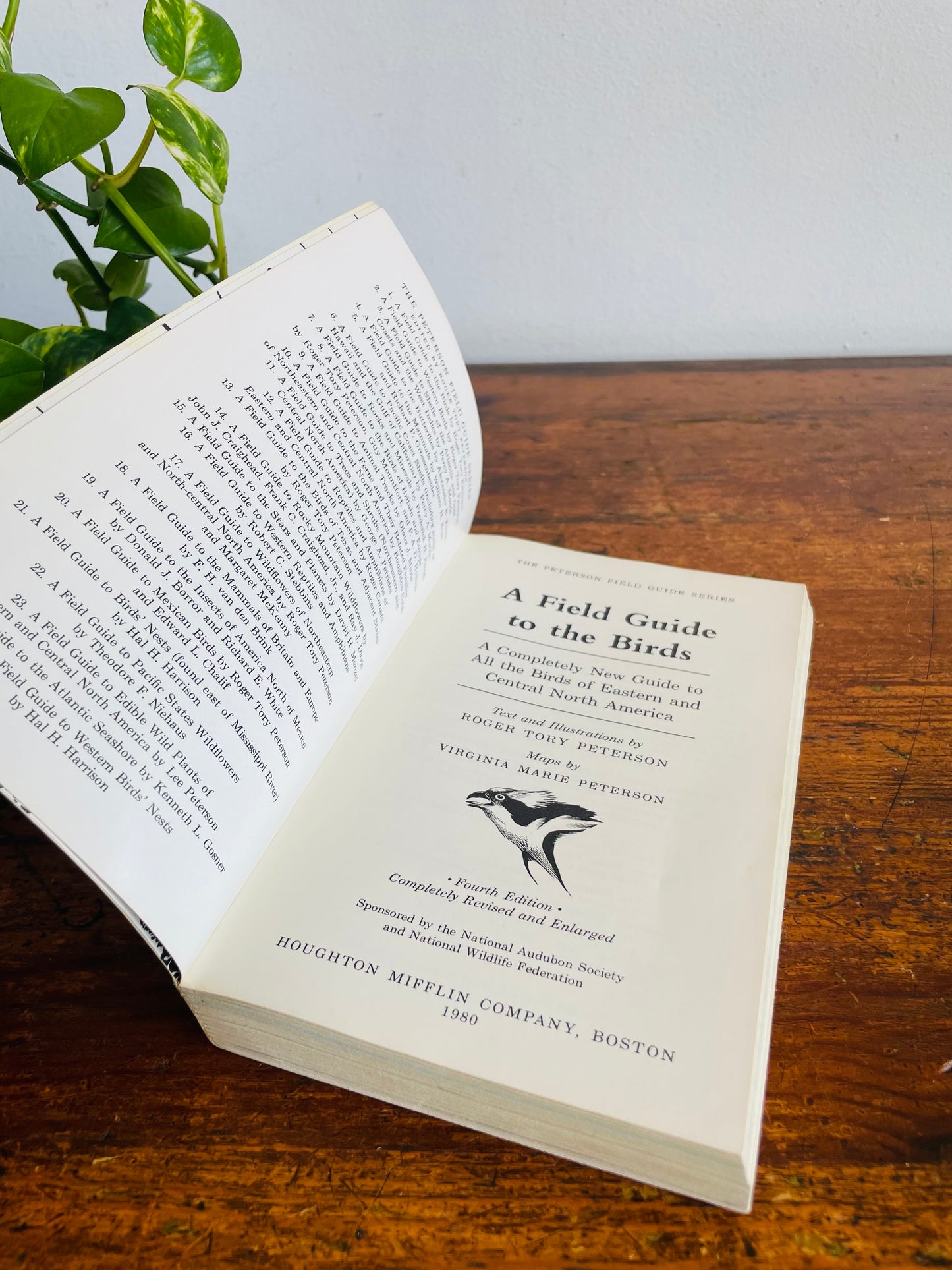 Vintage A Field Guide to the Birds East of the Rockies Book by Roger Tory Peterson (1980)