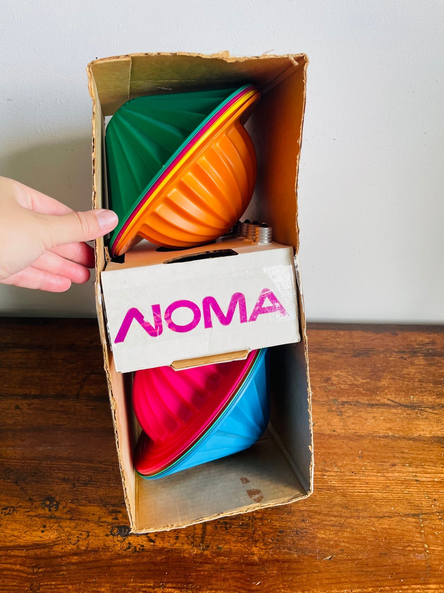 Vintage New Old Stock Noma Party 'n Patio Lanterns in Box - 6 Mix & Match Colours - Indoor & Outdoor Use - Includes Bulbs & 15 Feet Electric Cord - Made in Canada