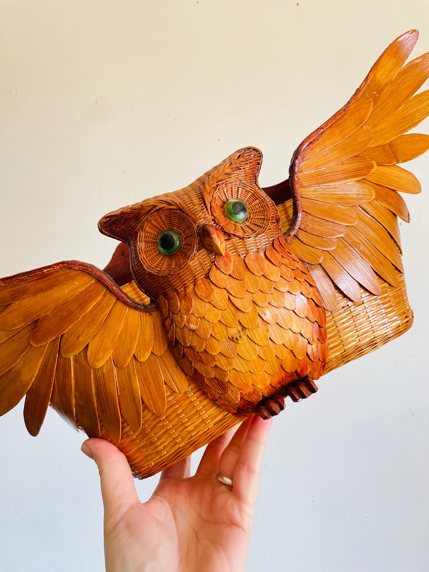 Vintage 1970s Wicker Wood Owl Wall Pocket Basket - Can Stand or Hang on Wall - 20.5" Wingspan - No Shipping
