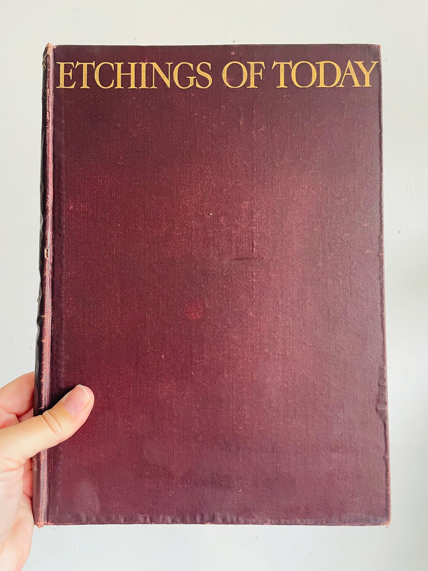 Vintage Etchings of Today Hardcover Art Book with 120 Plate Photogravure Pictures (1930s) Printed & Engraved in Great Britain by Herbert Reiach Ltd.