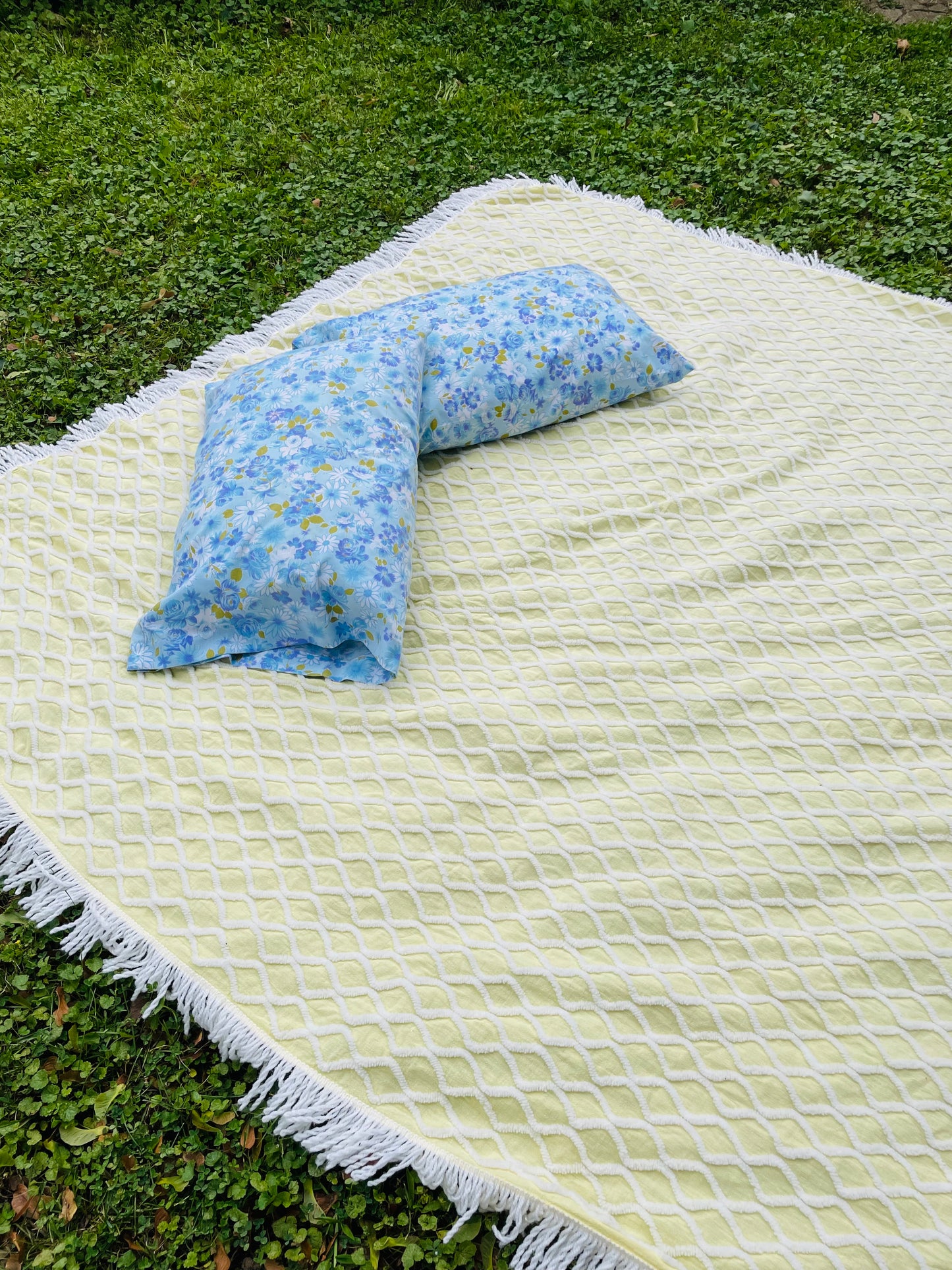 Yellow & White Chenille Bedspread Blanket with Fringe - Made in Canada