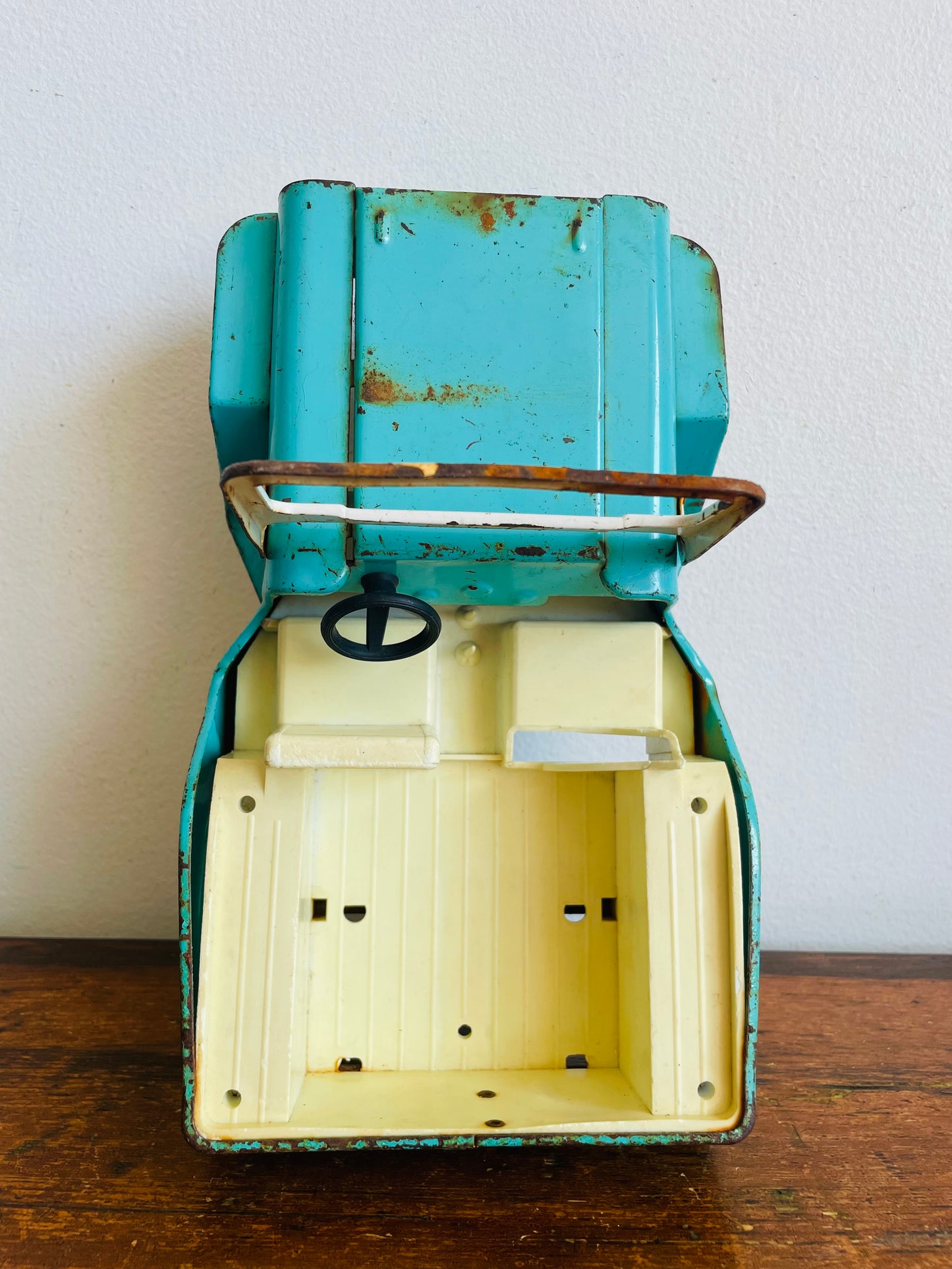 Vintage 1962 Tonka Jeep Dispatcher #200 Turquoise Metal Car - Made in Canada - One Seat Broken