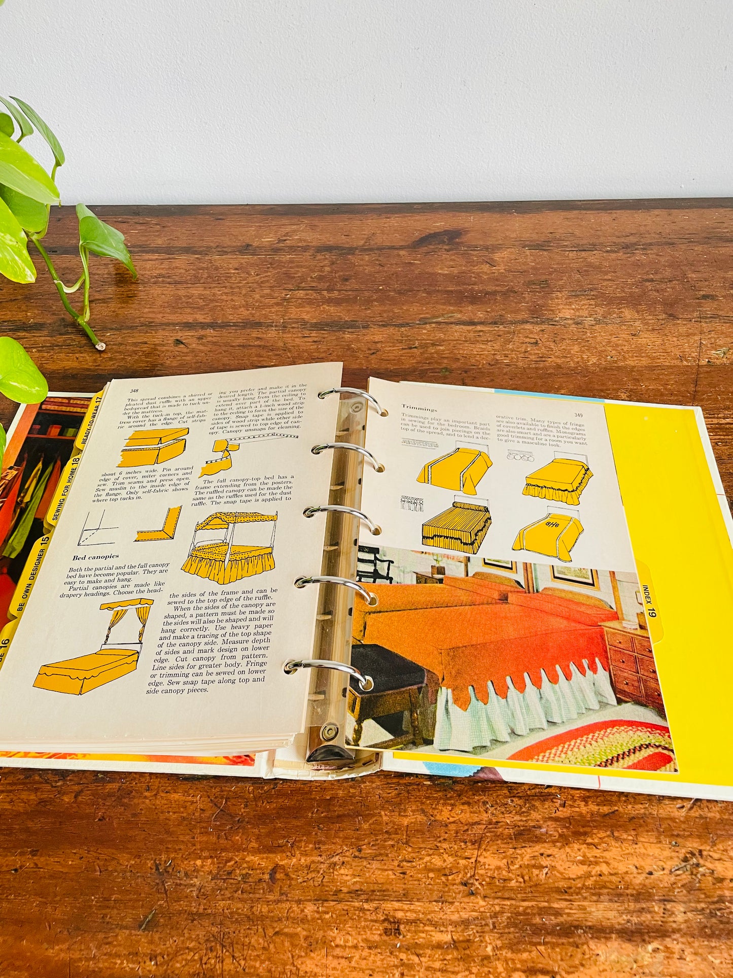 Vintage Better Homes & Gardens Sewing Book Binder (1970)