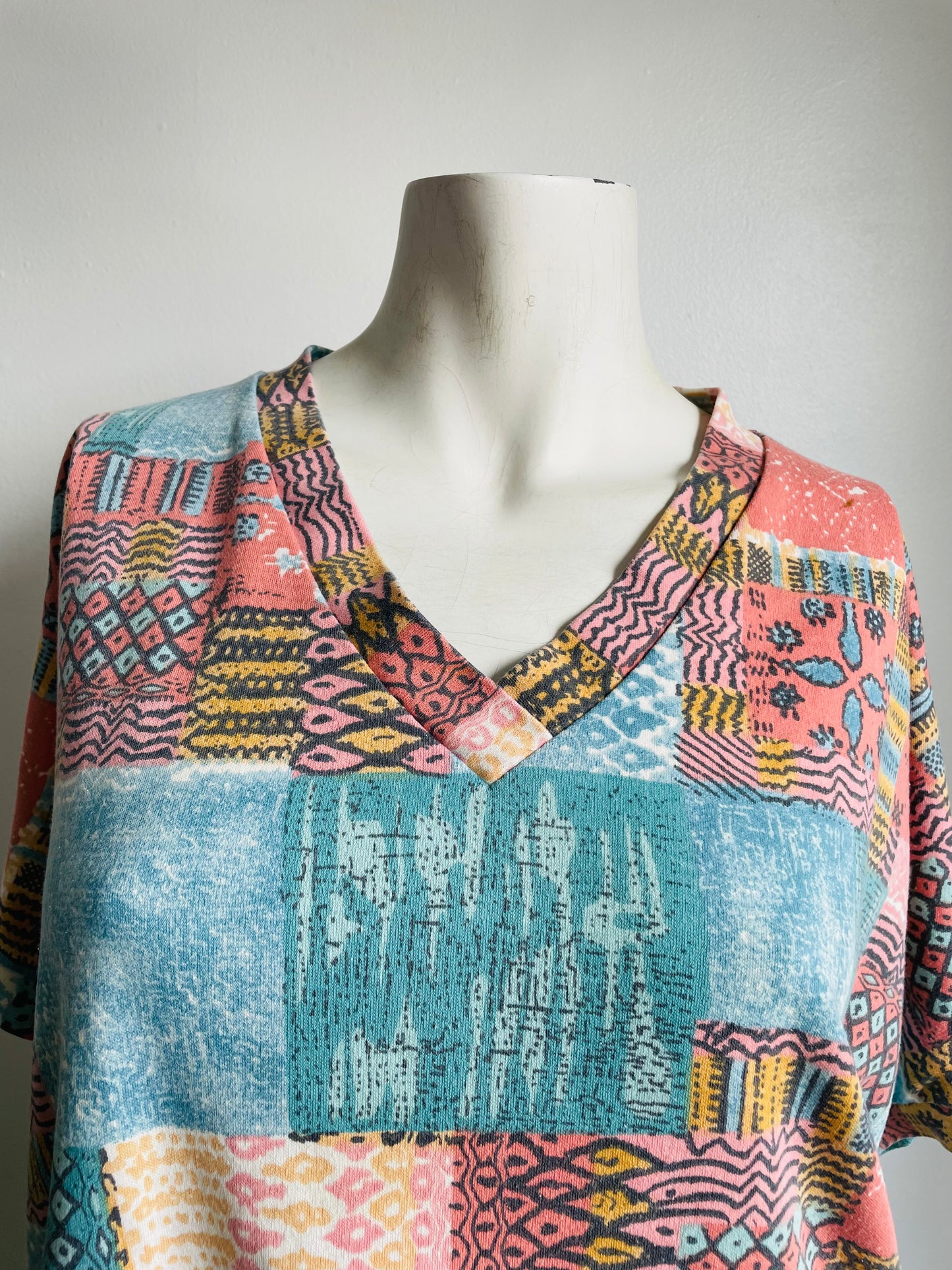 Soft V-Neck T-Shirt with Patchwork Pattern