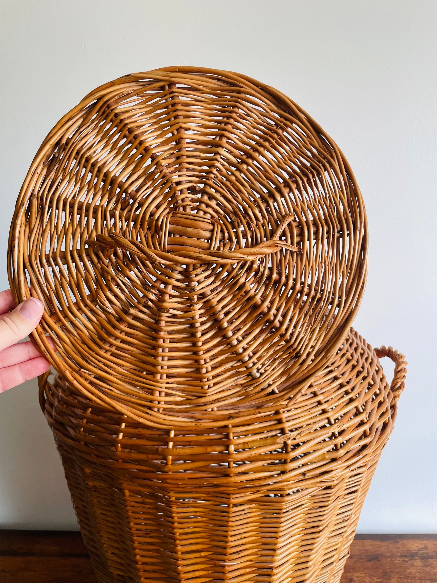 Tall Wicker Laundry Basket Hamper with Lid & Handles