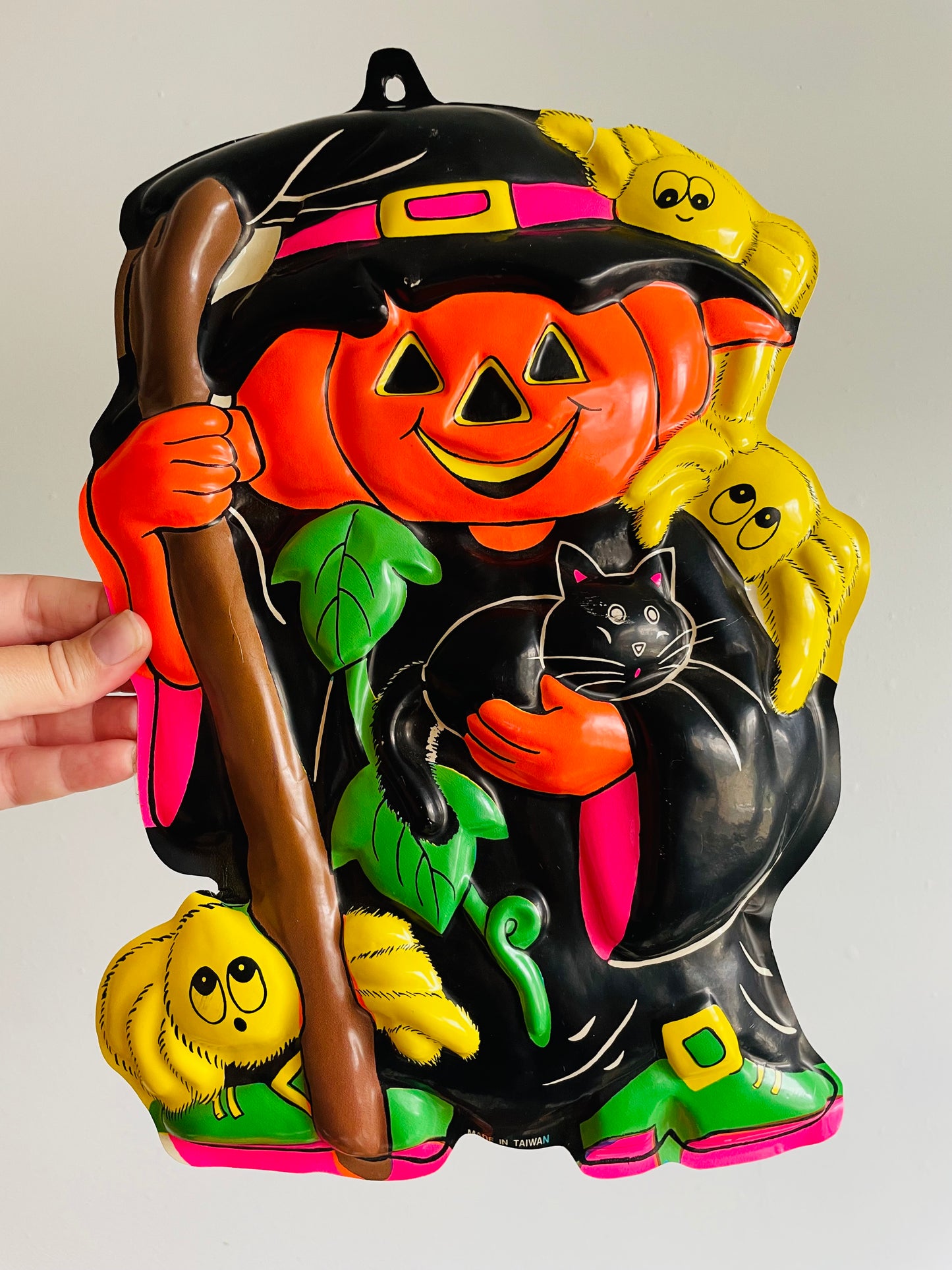 Plastic Halloween Cutout - Pumpkin Dressed as a Witch with Spiders & Black Cat # 2 - Made in Taiwan