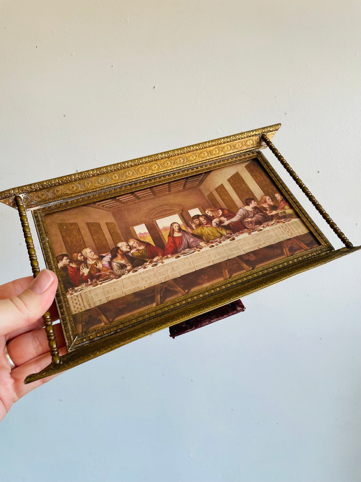 Vintage Unique Solid Brass Picture Frame with The Last Supper Religious Print Inside - Print Can Be Removed & Replaced - Easel Backing & Hooks for Hanging