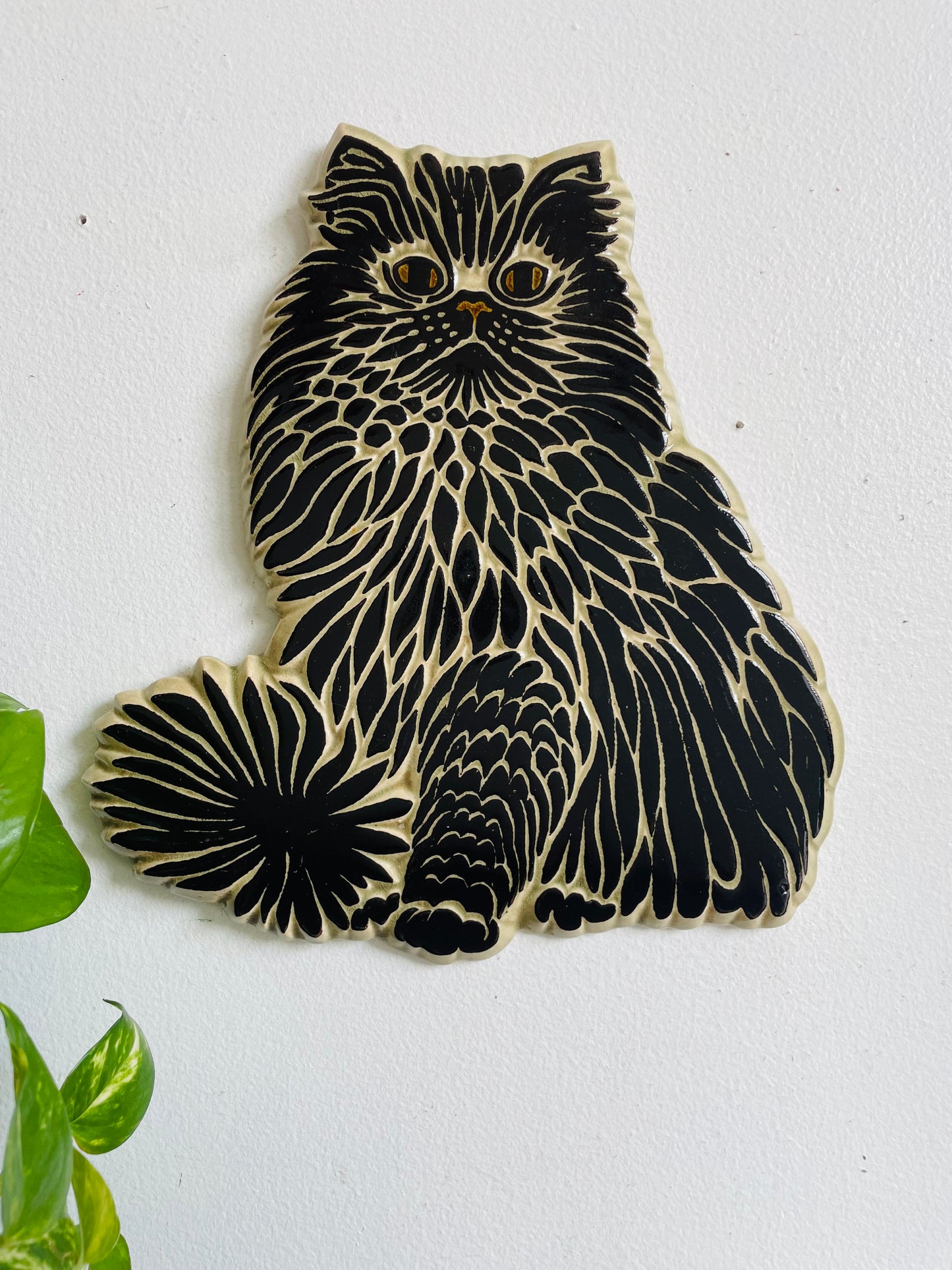 Vintage Jim Matthews Clay Stoneware Studio Art Pottery Persian Cat-Shaped Wall Hanging Plaque Picture - Made in England