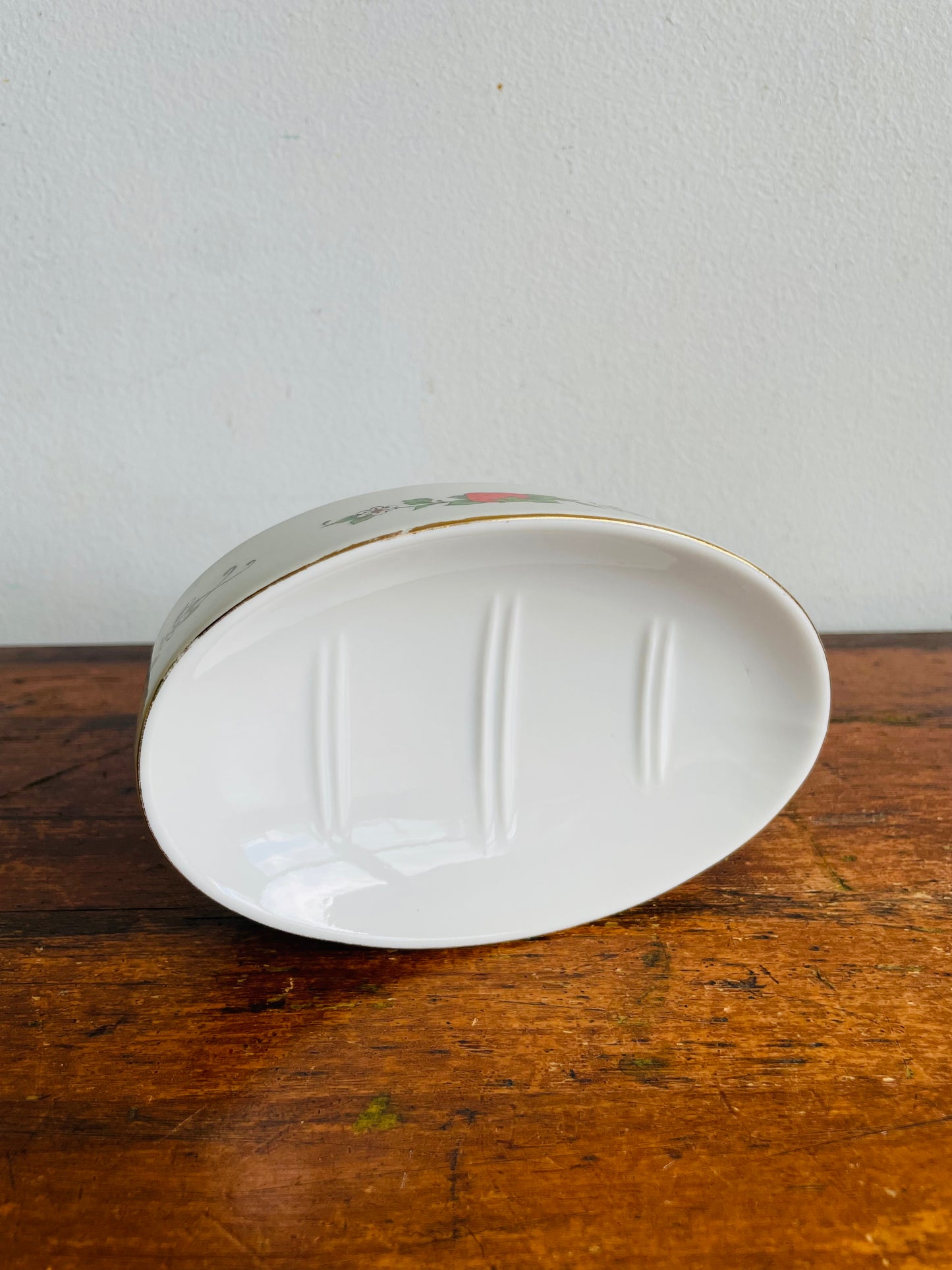 Vintage 1980s Strawberry Shortcake Fine Porcelain Soap Dish Holder - American Greetings Corp. Cleveland Ohio - Made in Japan