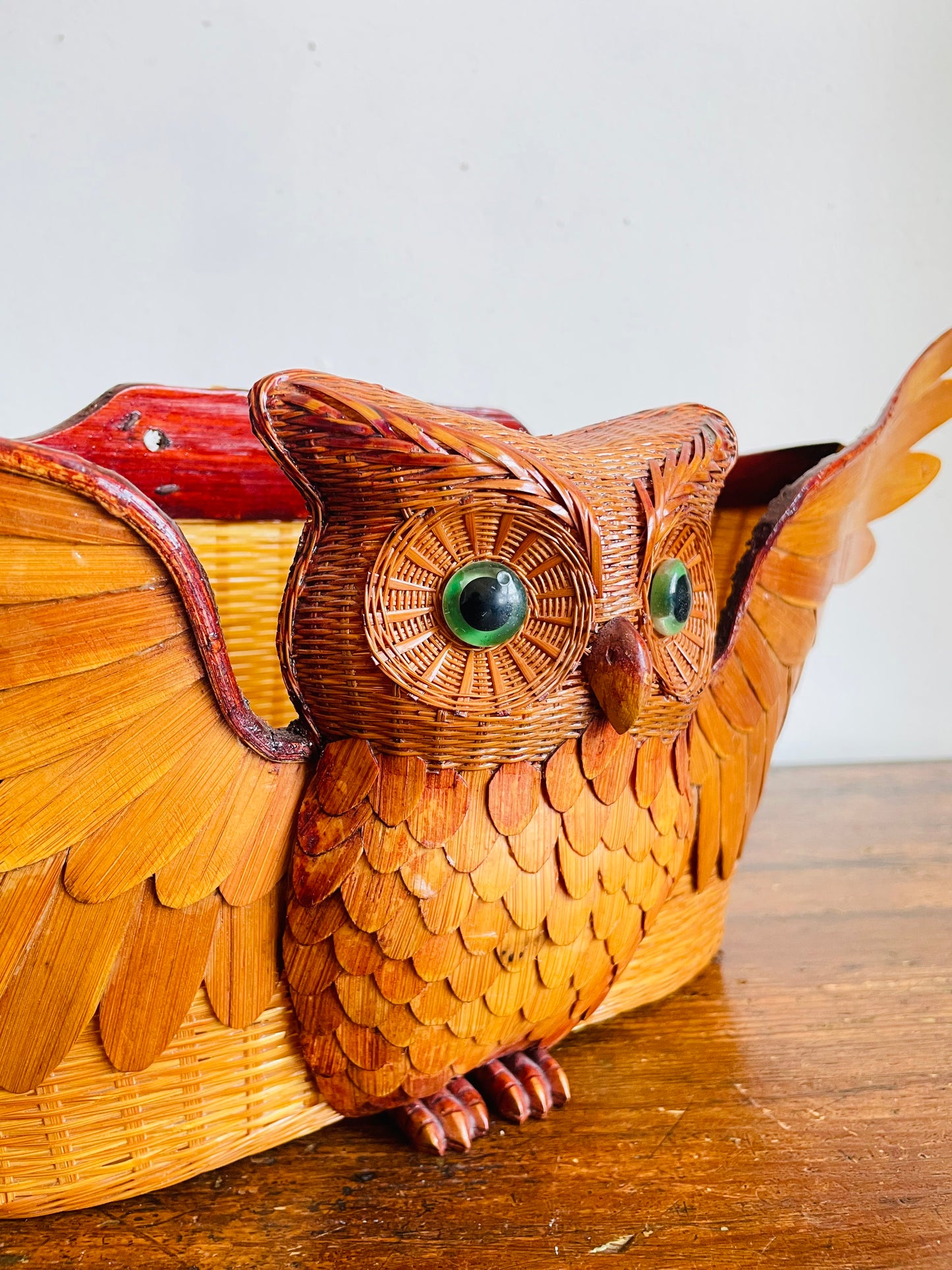 Vintage 1970s Wicker Wood Owl Wall Pocket Basket - Can Stand or Hang on Wall - 20.5" Wingspan - No Shipping