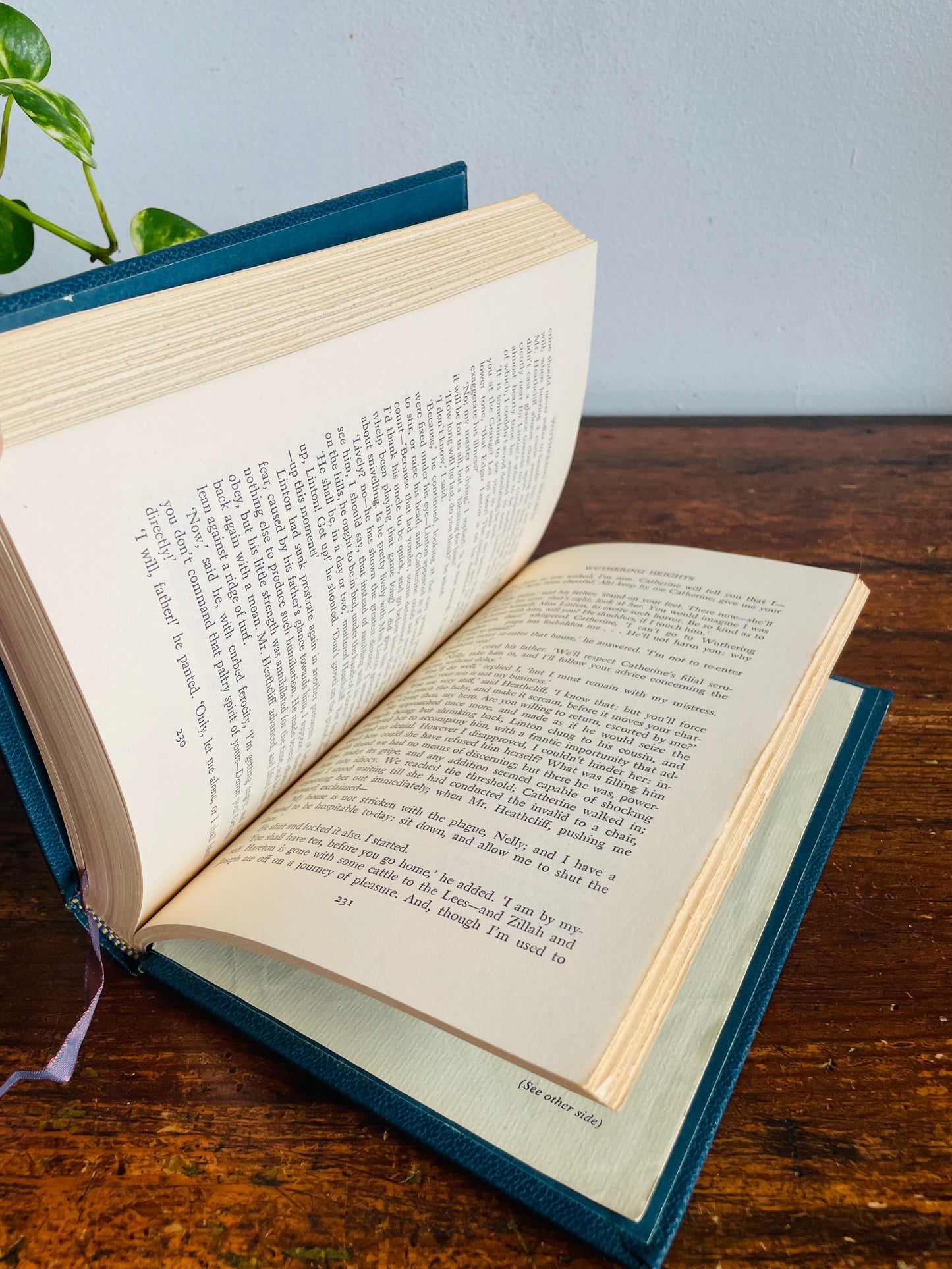 Vintage Wuthering Heights Embossed Hardcover Book by Emily Brontë - International Collectors Library - Mercier Binding