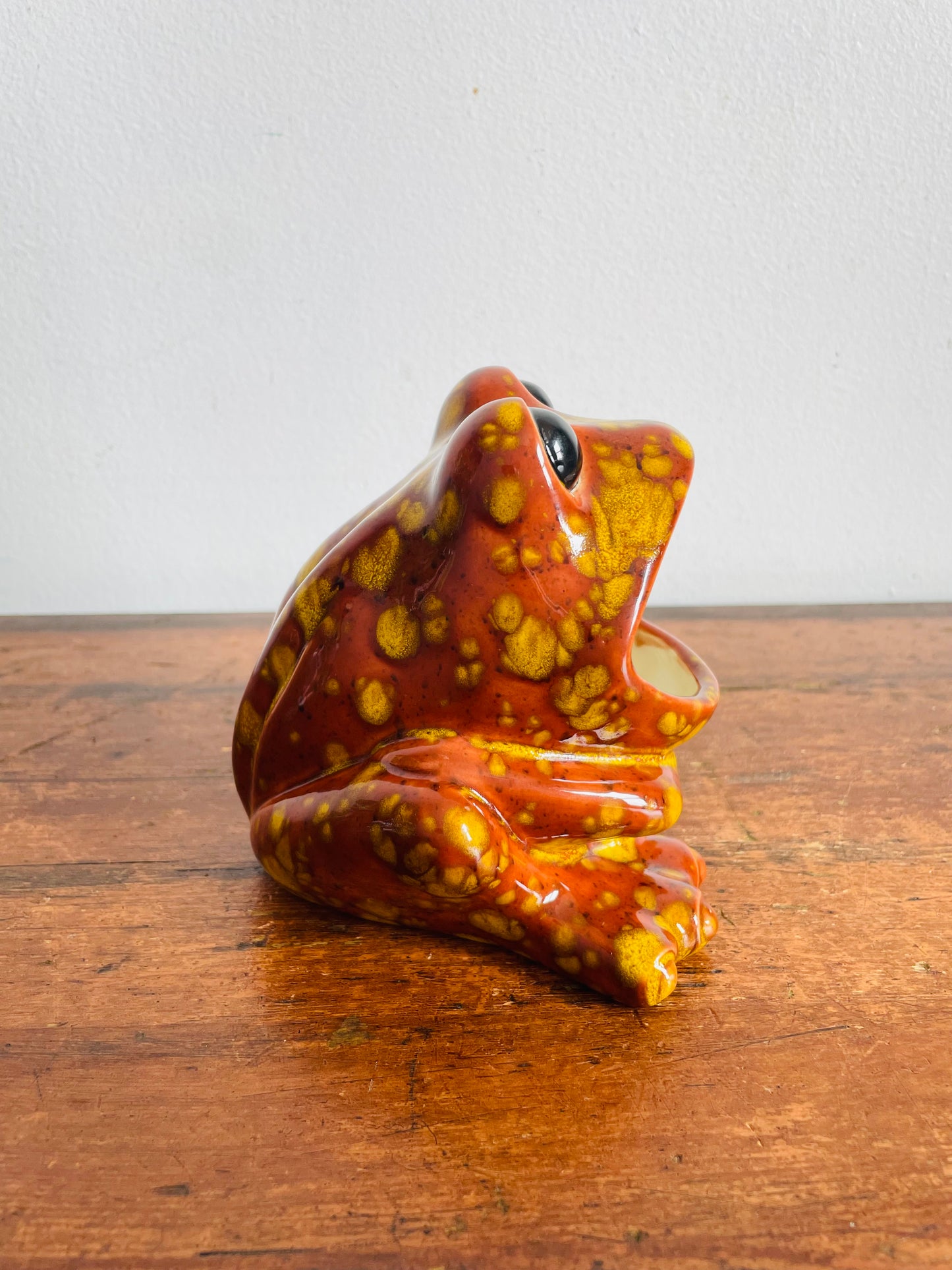 Vintage 1979 Wide Mouthed Frog Scrubbie / Scrubby Sponge Holder - Brown & Yellow Acid Drip Glaze