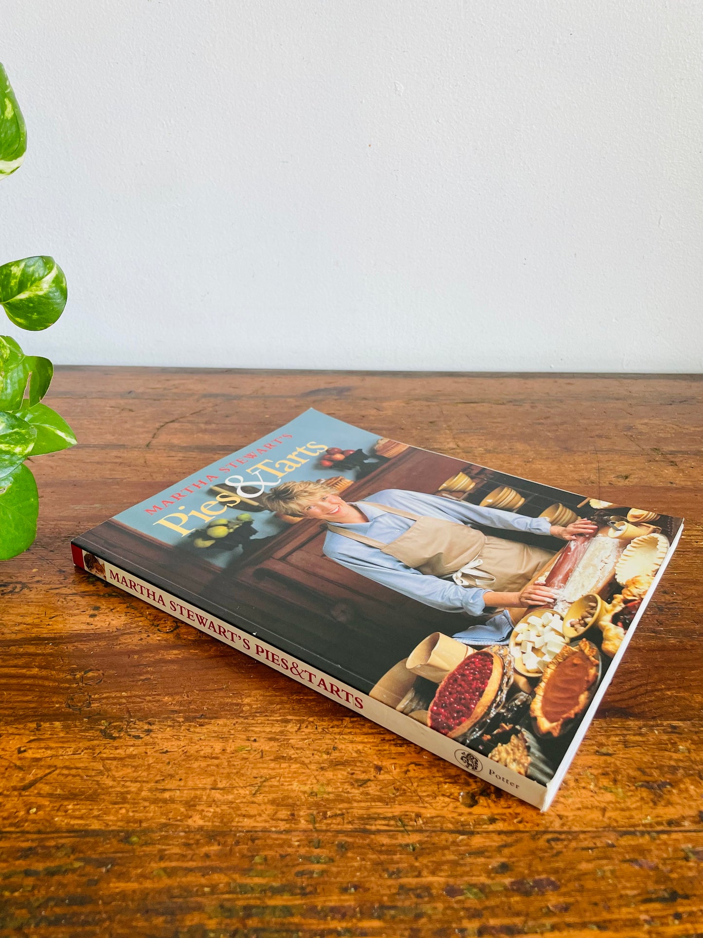 Vintage Martha Stewart's Pies & Tarts Softcover Recipe Book (1985)