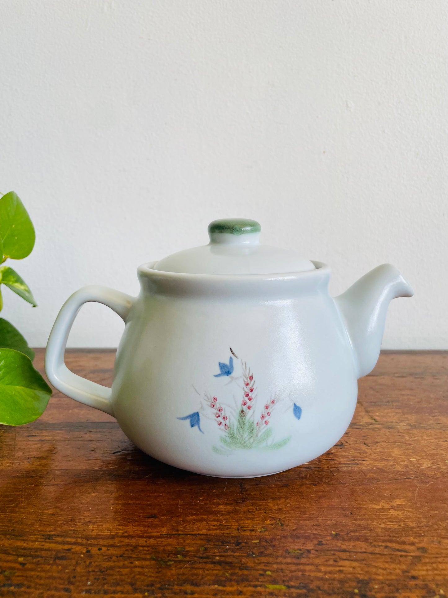 Vintage Buchan Thistle Finest Stoneware Teapot with Scottish Thistle Flower Design - Made in Portobello, Scotland