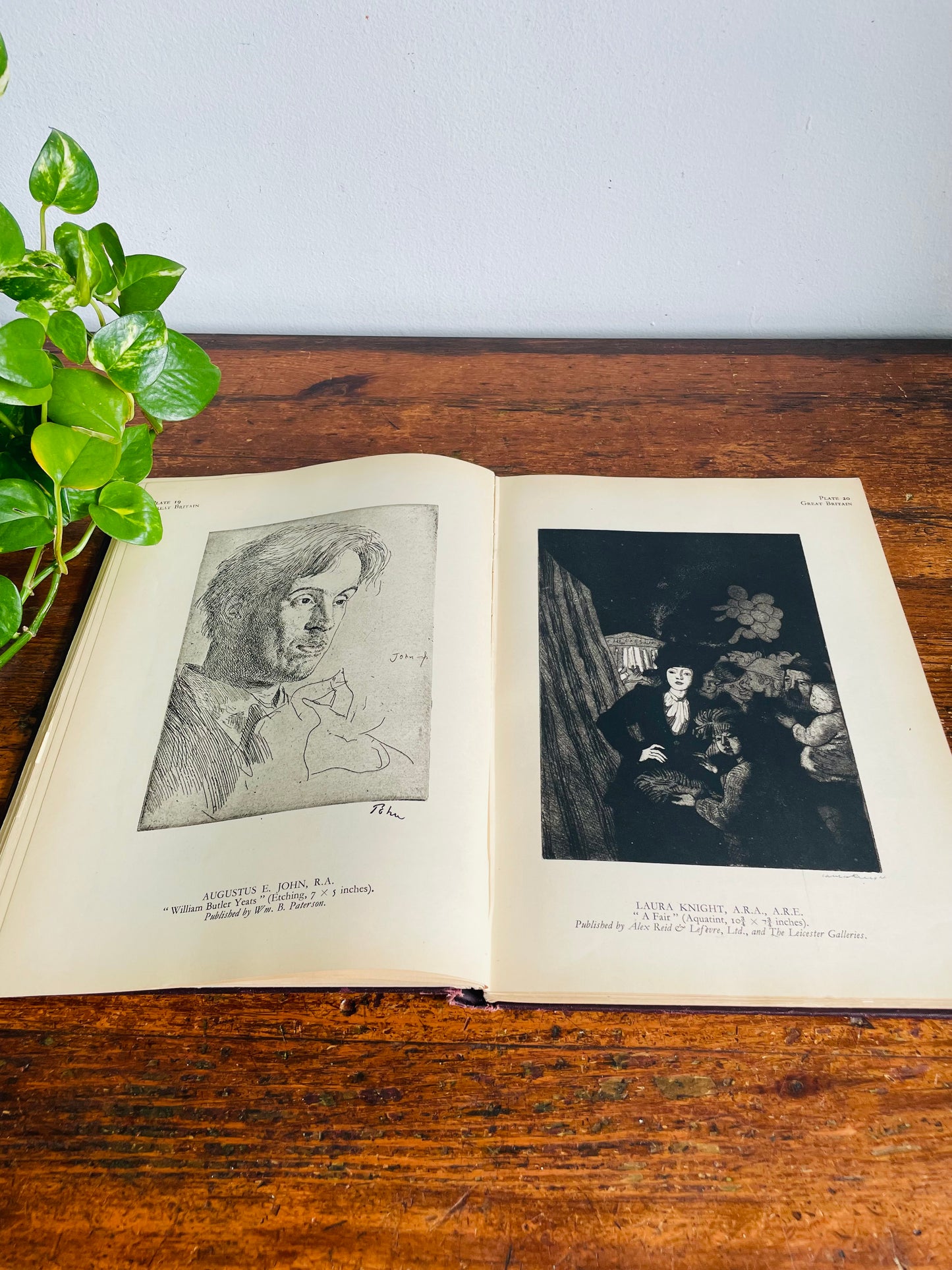 Vintage Etchings of Today Hardcover Art Book with 120 Plate Photogravure Pictures (1930s) Printed & Engraved in Great Britain by Herbert Reiach Ltd.