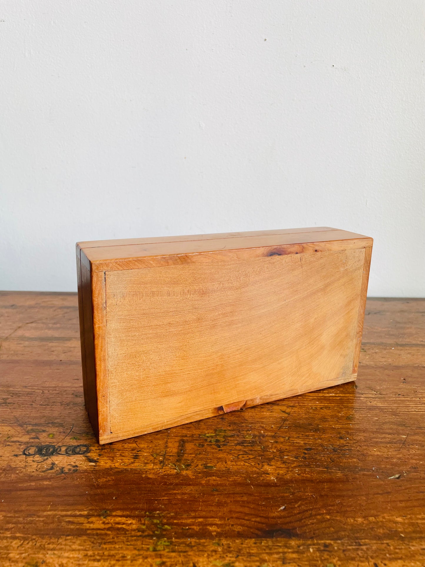 Vintage Burl Wood Inlay Jewellery Trinket Box with Hinged Lid