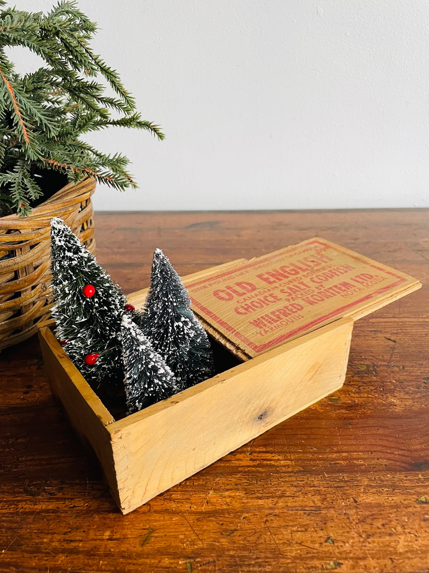 Old English Choice Salt Codfish Wood Box with Sliding Lid - One Pound Net - Packed by Wilfred Koritem Ltd. Yarmouth Nova Scotia