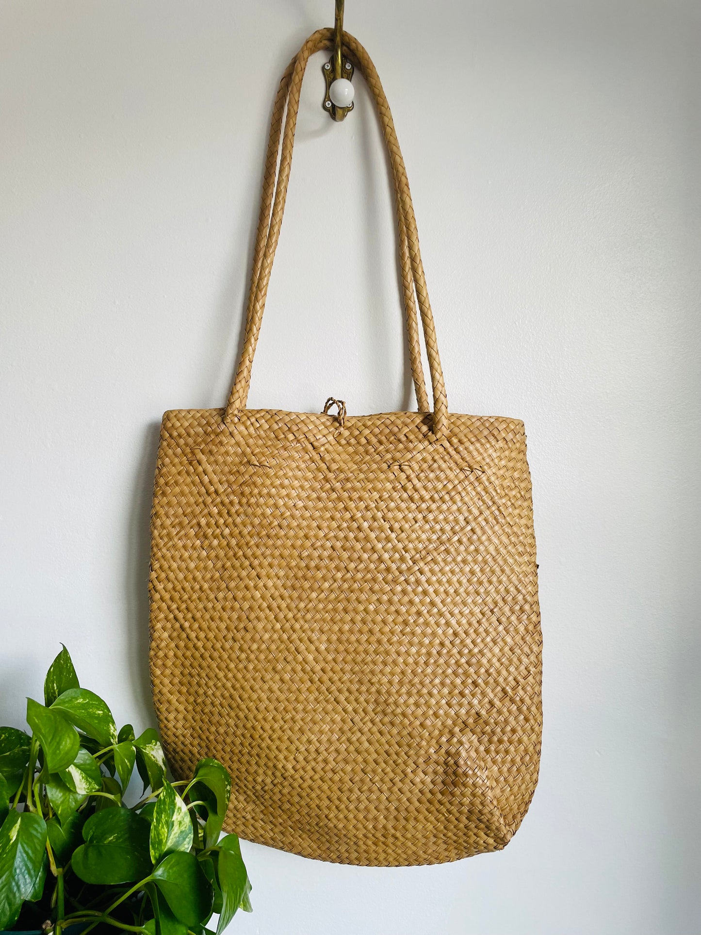 Woven Straw Purse Bag with Handles & Buckle