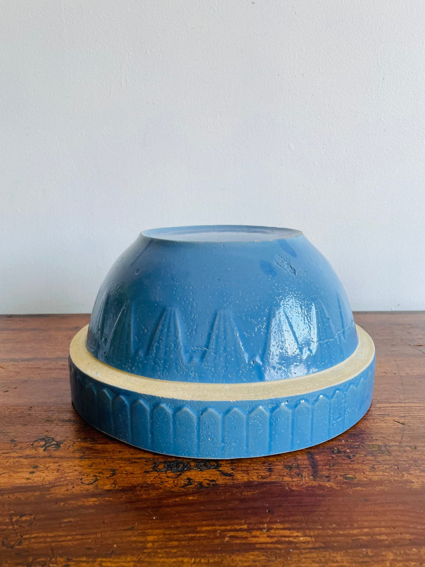 Large Blue Salt Glaze Stoneware Pottery Mixing Bowl with Picket Fence & Inverted Triangle Design