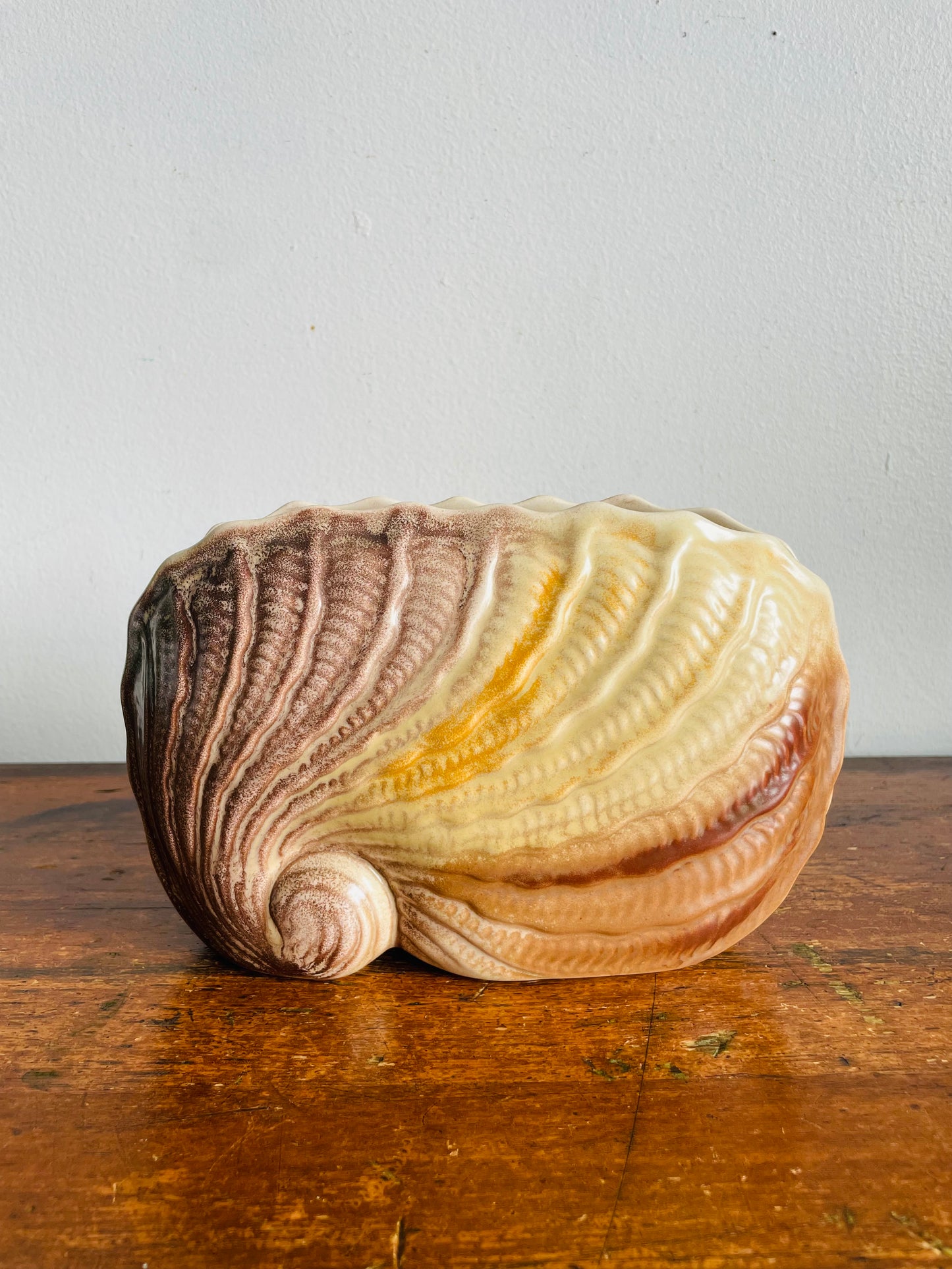 Vintage 1920s Art Deco Shorter & Son 319 L/S Narrow Nautilus Shell Vase - Also Great for Holding Mail - Stoke-On-Trent England