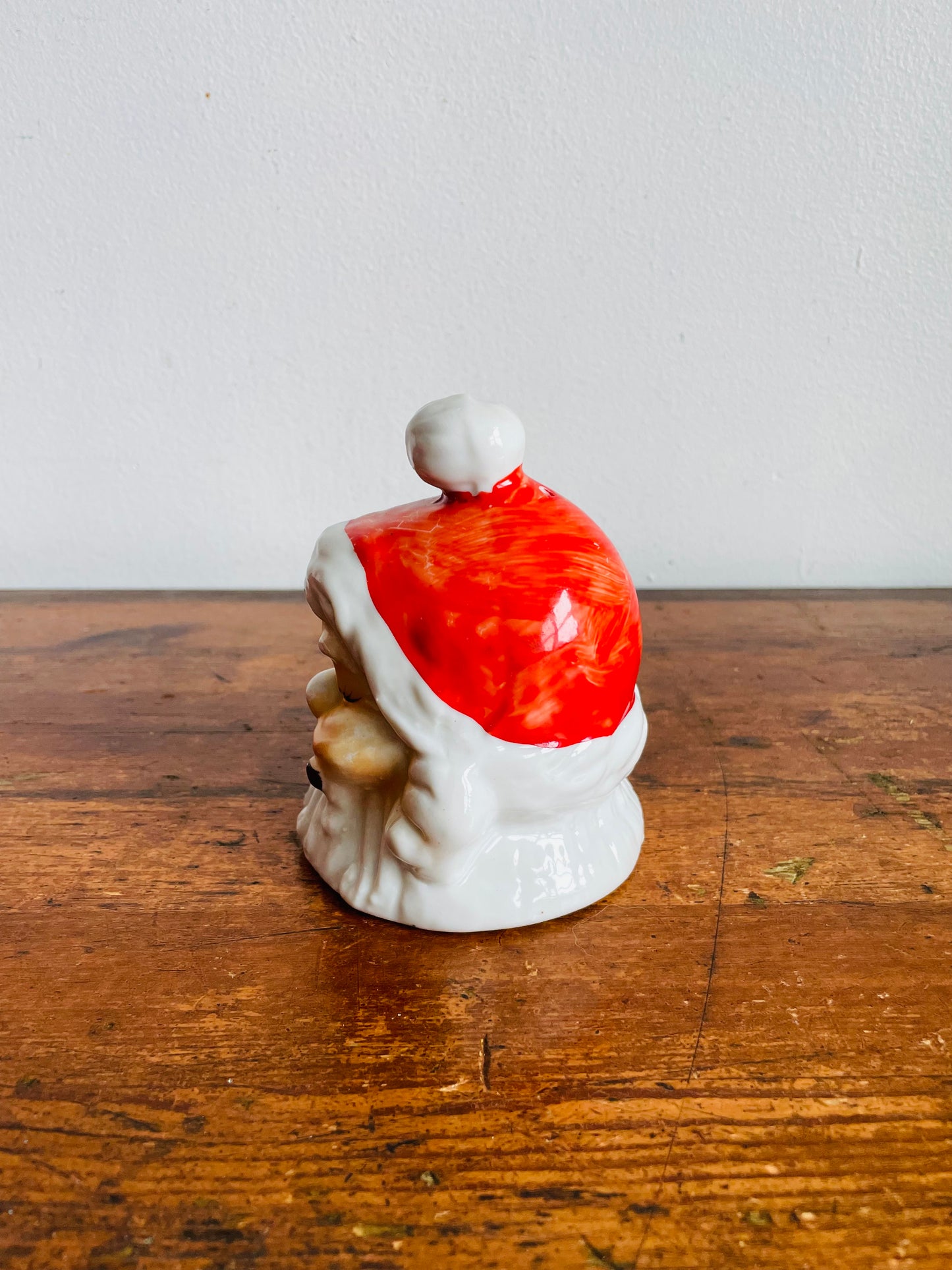 Vintage Giftcraft Taiwan Ceramic Winking Santa Claus with Pipe Figurine