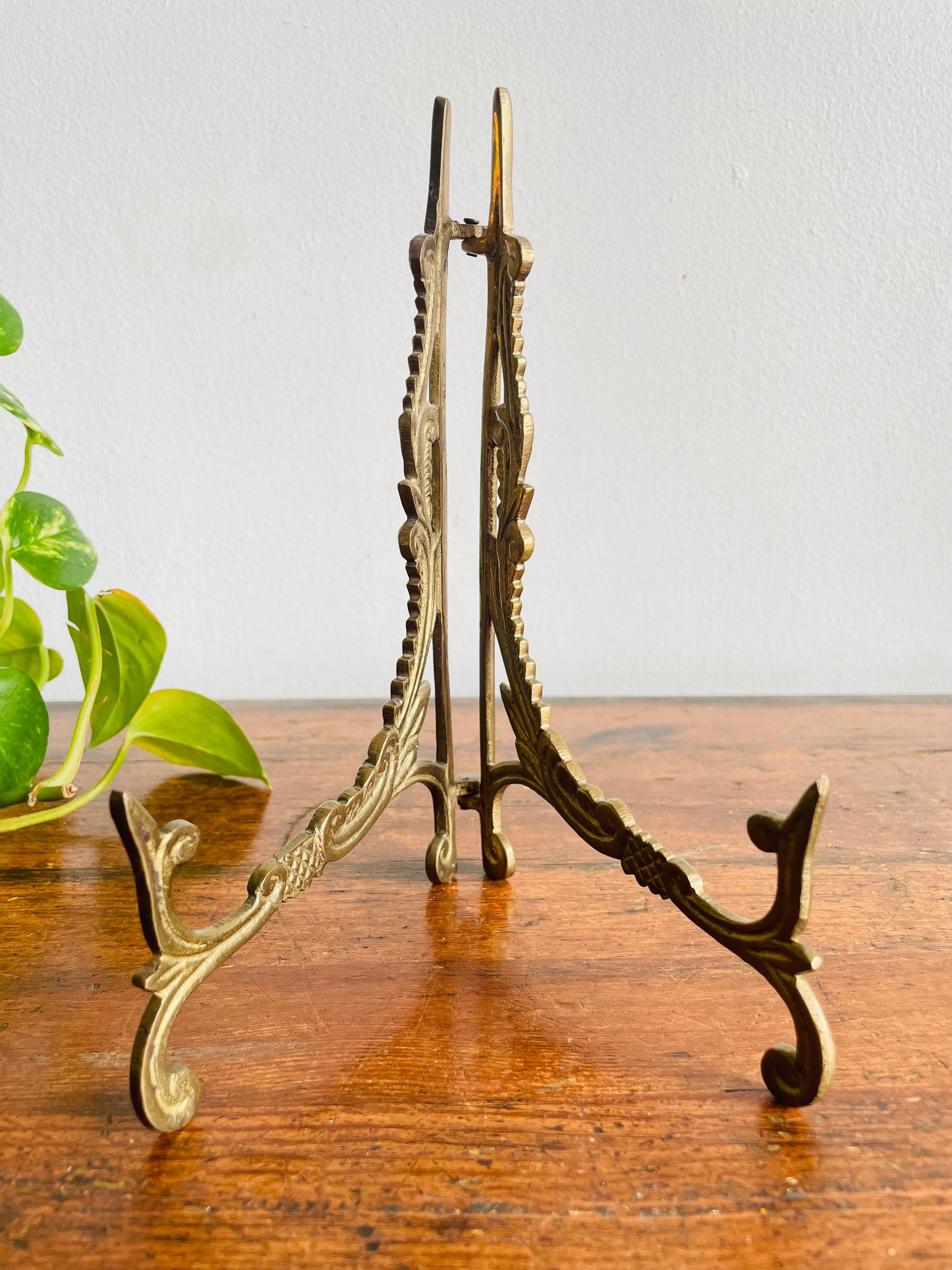 Vintage Brass Ornate Folding 8" Tall Easel - Holds Picture, Art, Book, Etc.