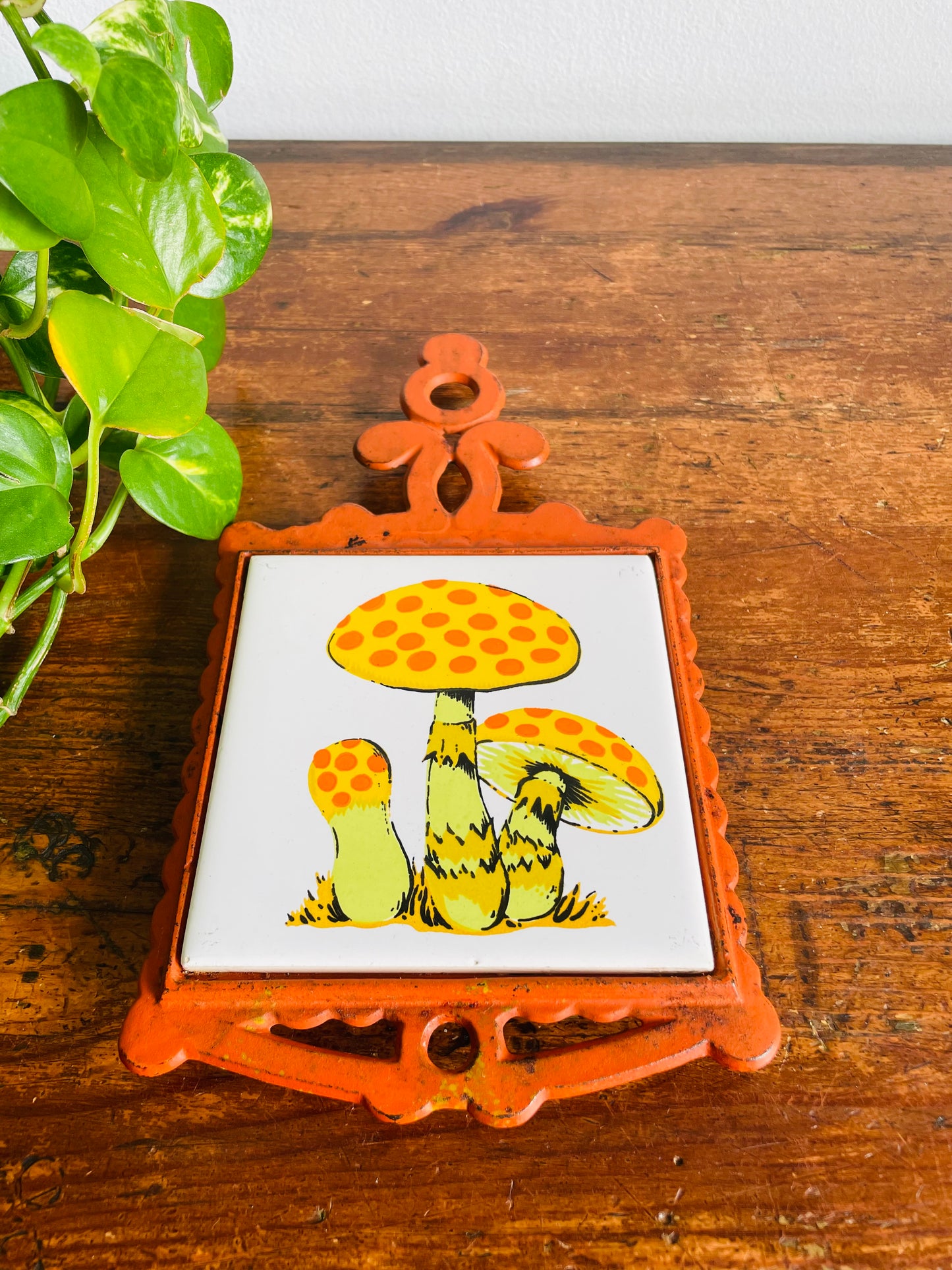 Vintage Merry Mushroom Tile & Cast Iron Rubber Footed Raised Hot Plate Trivet - Can Also Hang From Wall - Made in Taiwan