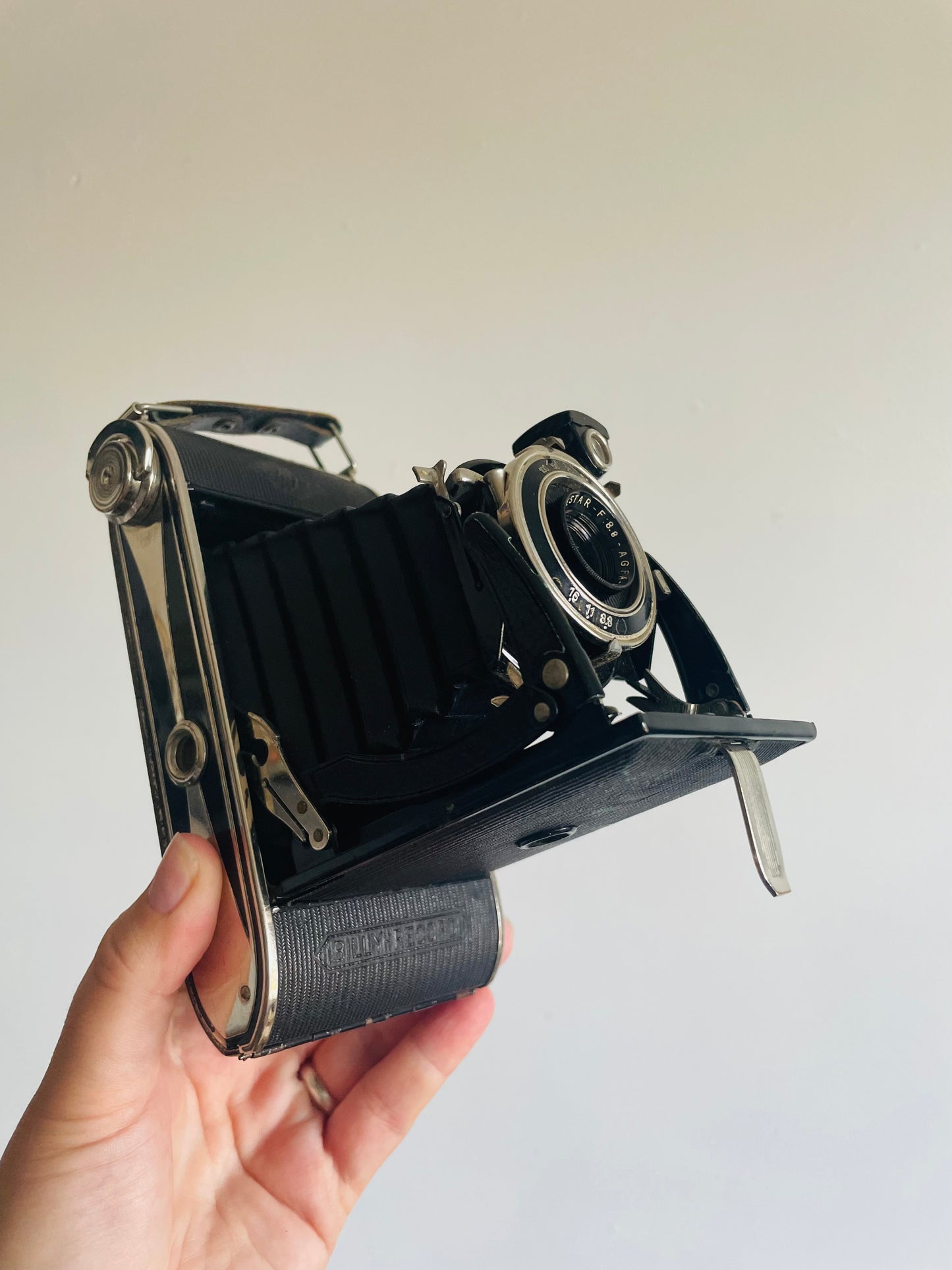 Agfa Billy Record 8.8 Folding Film Camera with Brown Carry Case - Produced Between 1933 to 1942