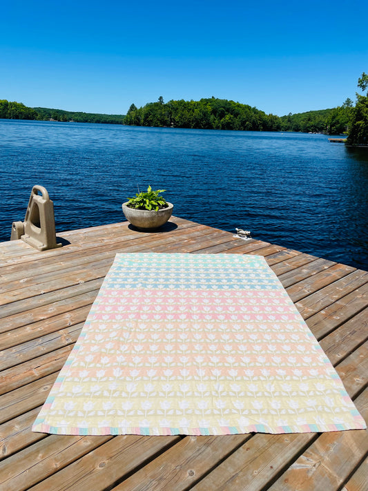 Adorable Reversible Tapestry Blanket with Pastel Tulip Print