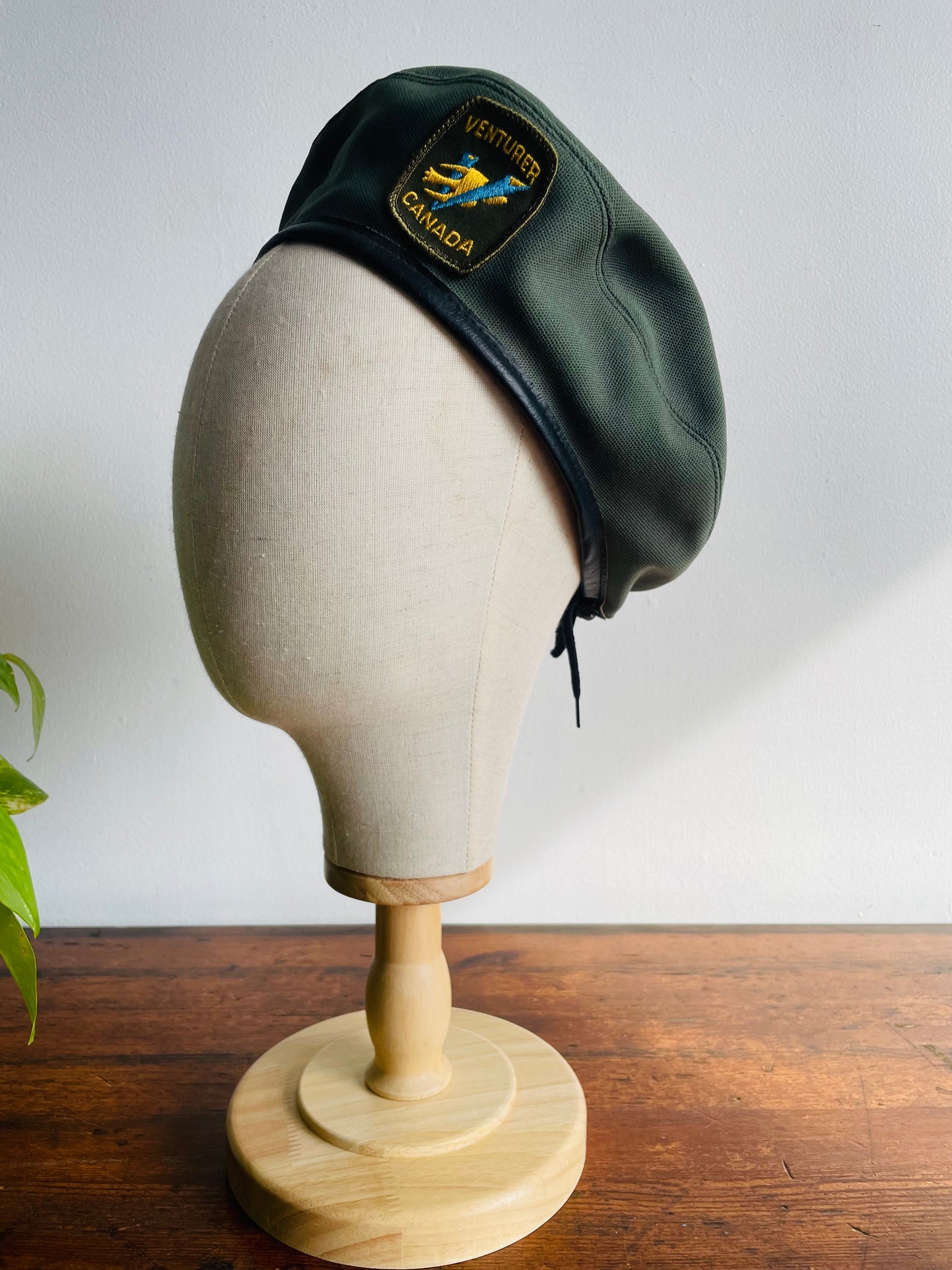 Official Beret Boy Scouts of Canada - Union Label - Size Large - Venturer - Made in Canada