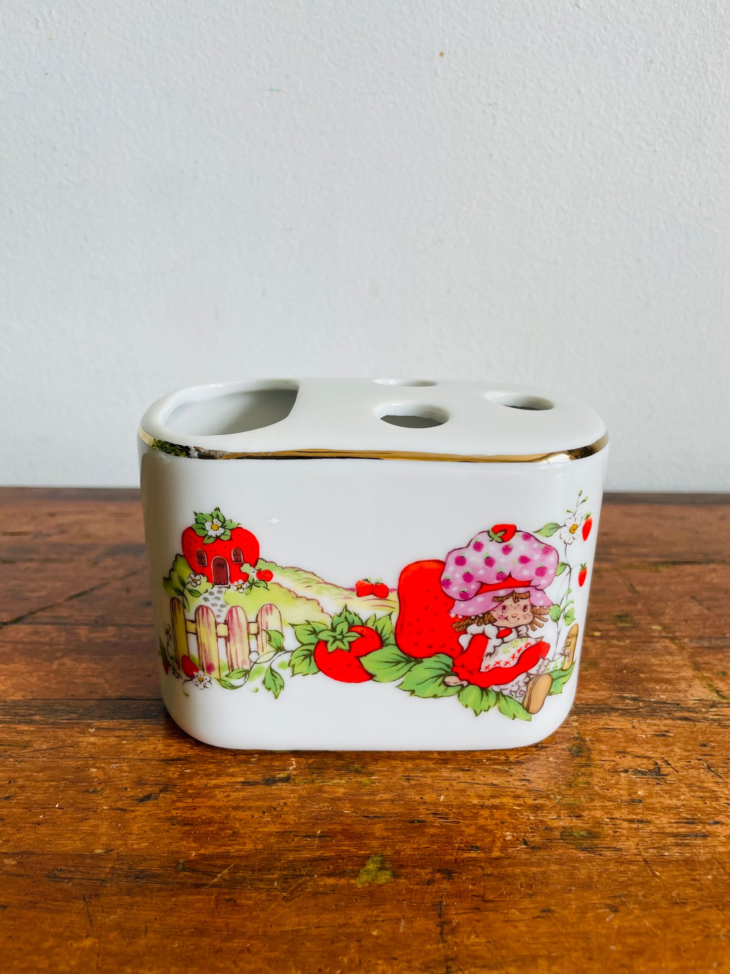 Vintage 1980s Strawberry Shortcake Fine Porcelain Toothbrush & Toothpaste Holder - American Greetings Corp. Cleveland Ohio - Made in Japan