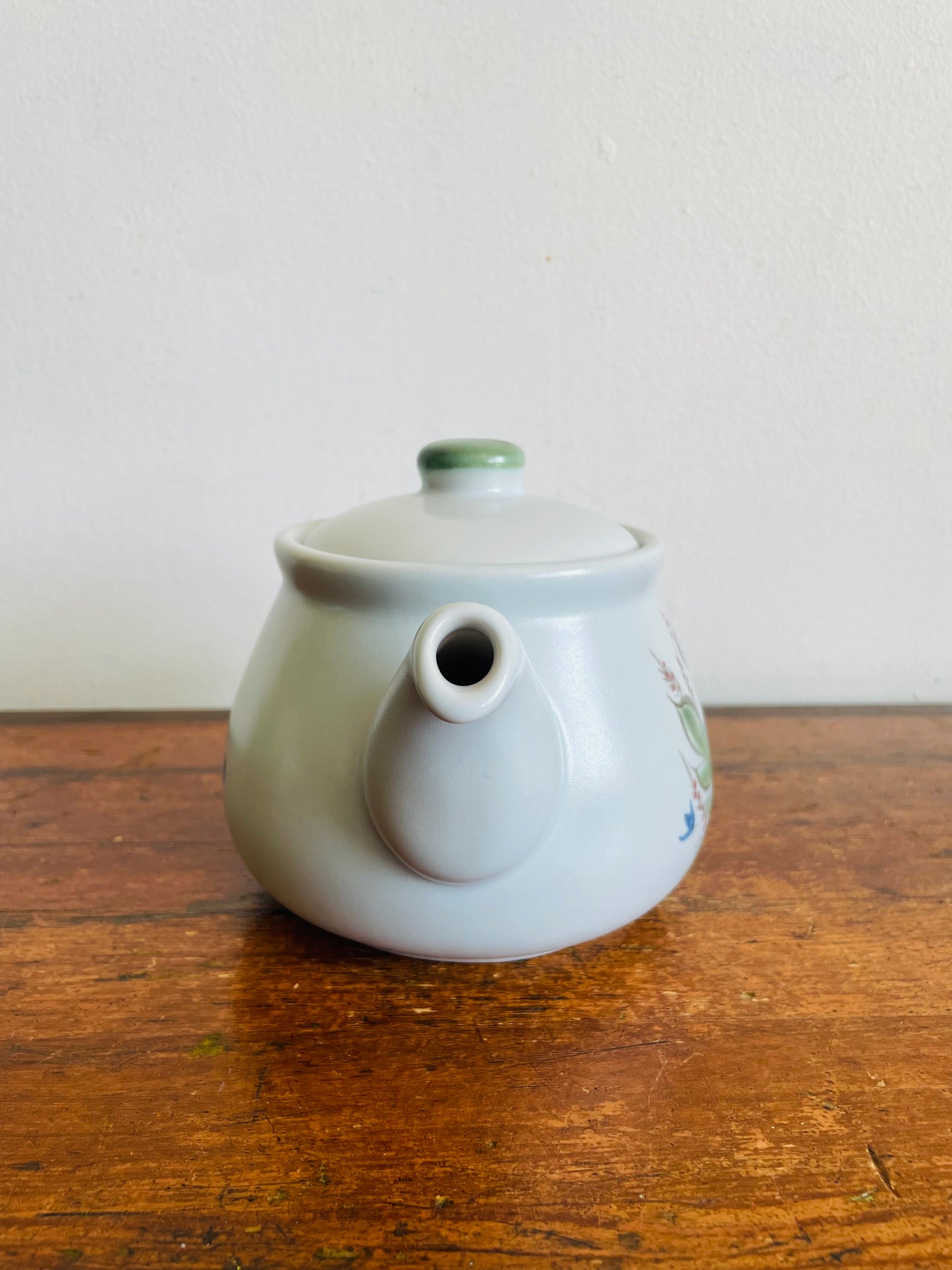 Vintage Buchan Thistle Finest Stoneware Teapot with Scottish Thistle Flower Design - Made in Portobello, Scotland