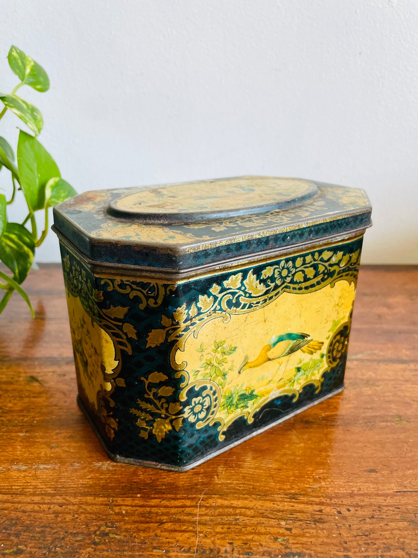 Vintage Huntley & Palmers Biscuits Tin with Bird & Floral Design - Reading & London England