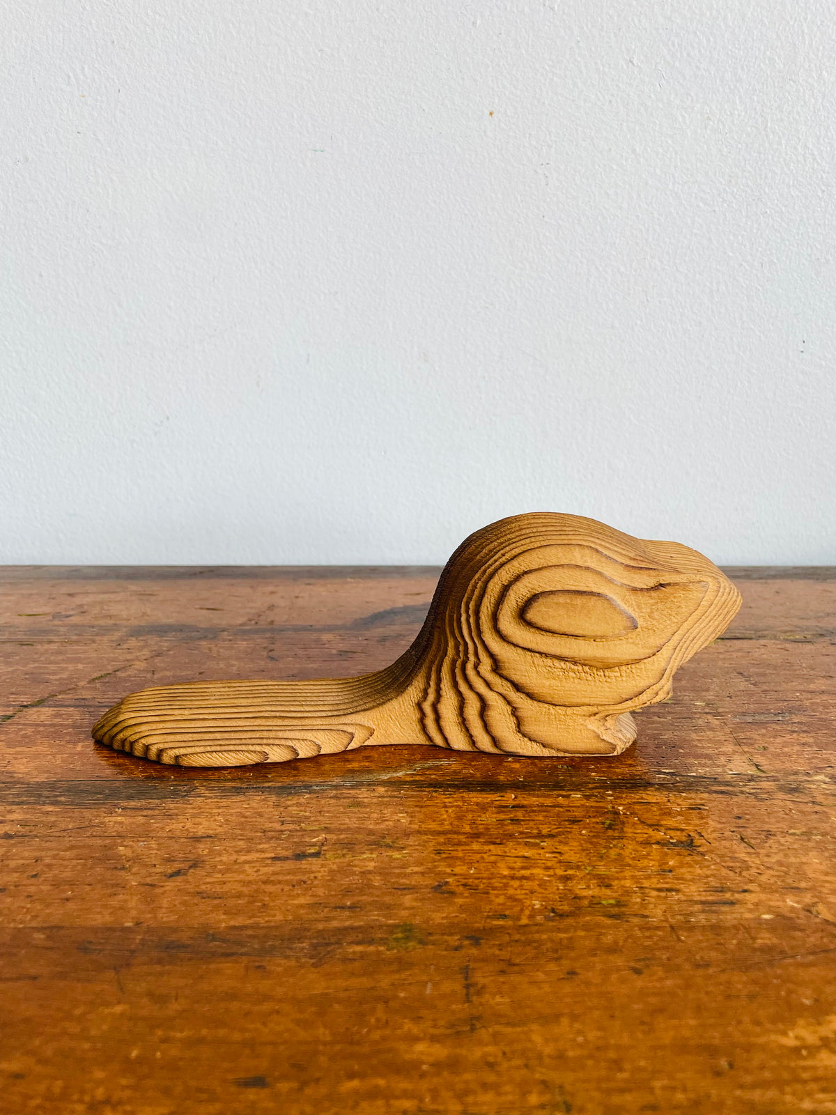 Vintage Crowe Canada Carved Cedar Wood Beaver Folk Art Figurine