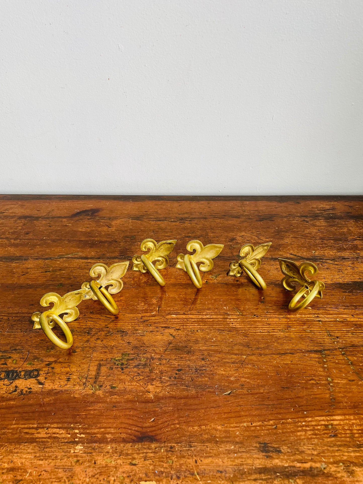 Vintage Brass Fleur de Lis / Lys Napkin Ring Holders - Set of 6