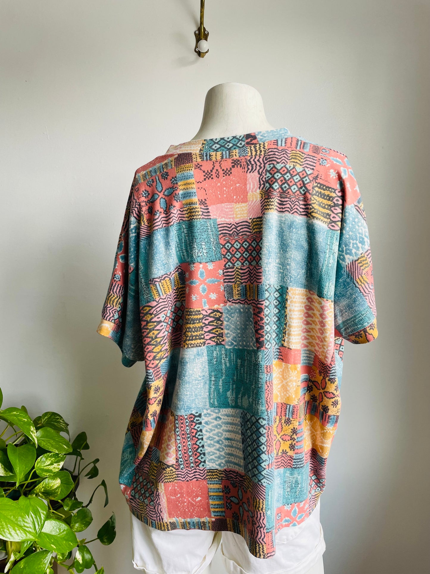 Soft V-Neck T-Shirt with Patchwork Pattern