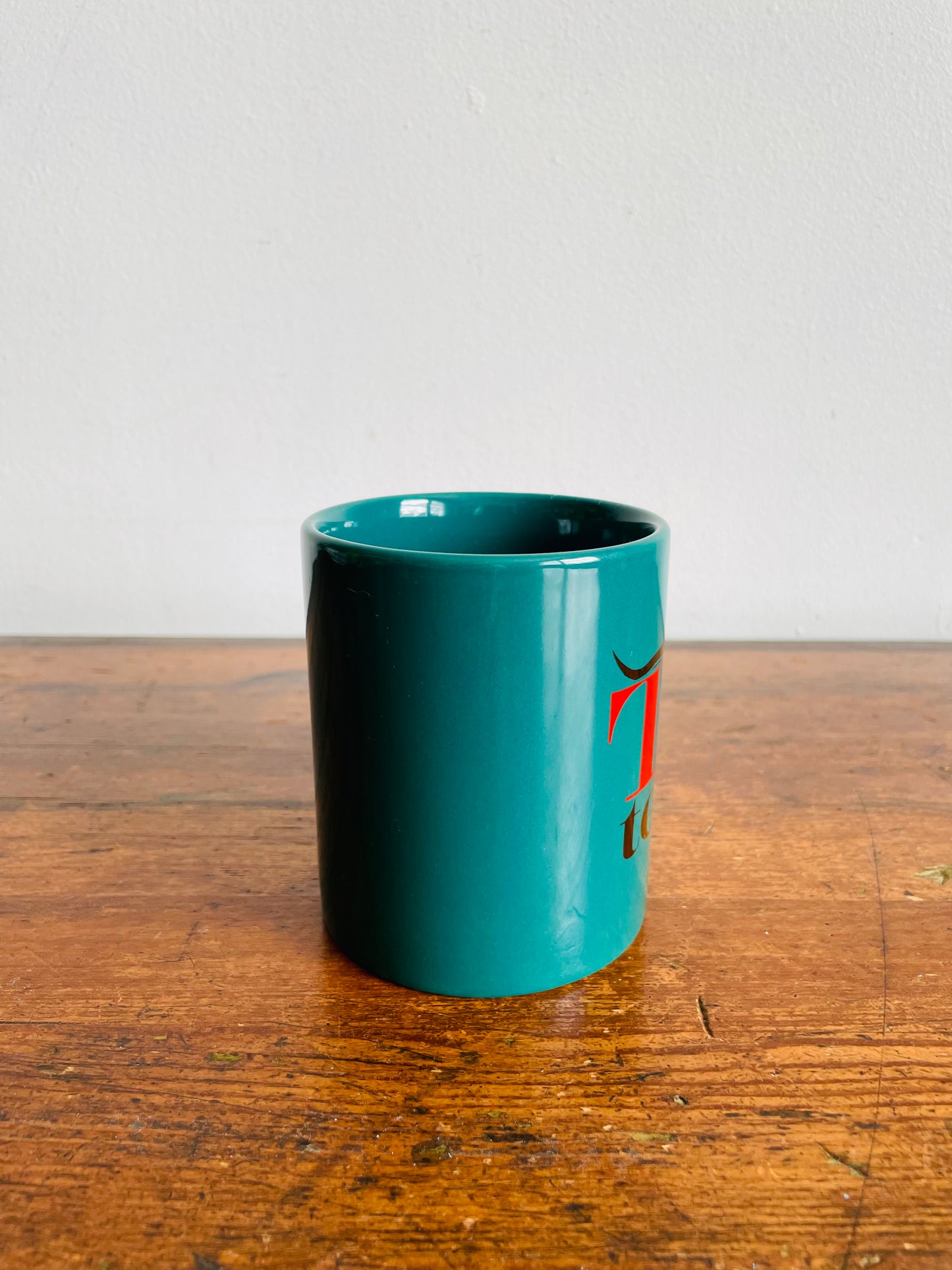 Green Texas Mug with Gold Longhorn Cow Graphic