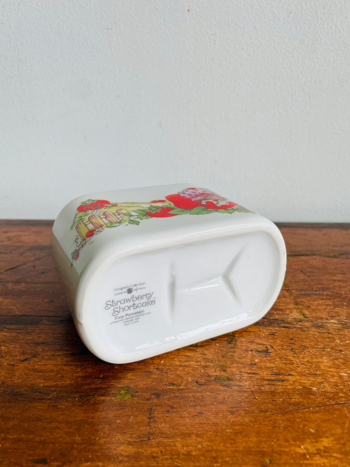 Vintage 1980s Strawberry Shortcake Fine Porcelain Toothbrush & Toothpaste Holder - American Greetings Corp. Cleveland Ohio - Made in Japan