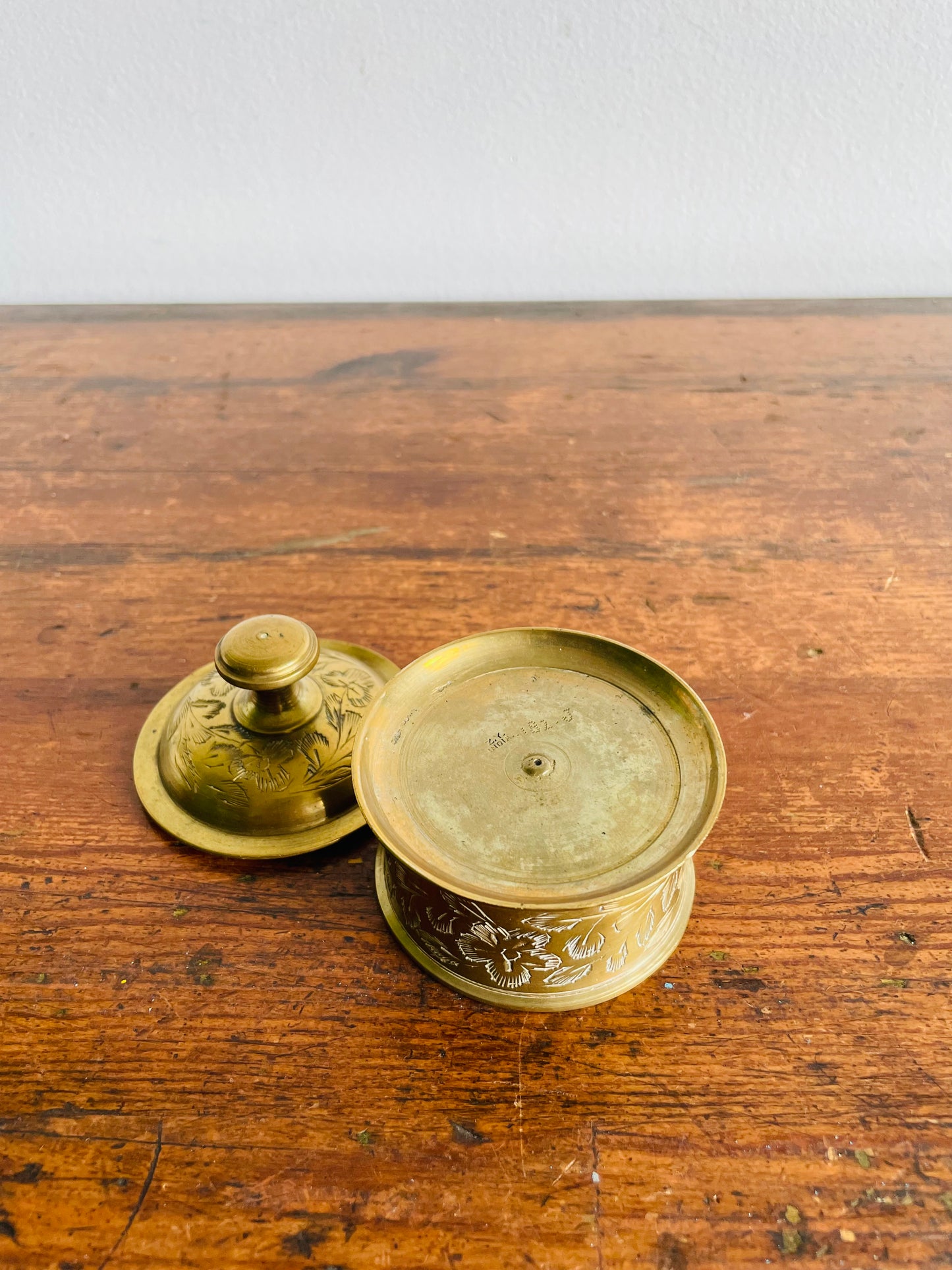 Etched Solid Brass Round Trinket Dish with Lid - Made in India