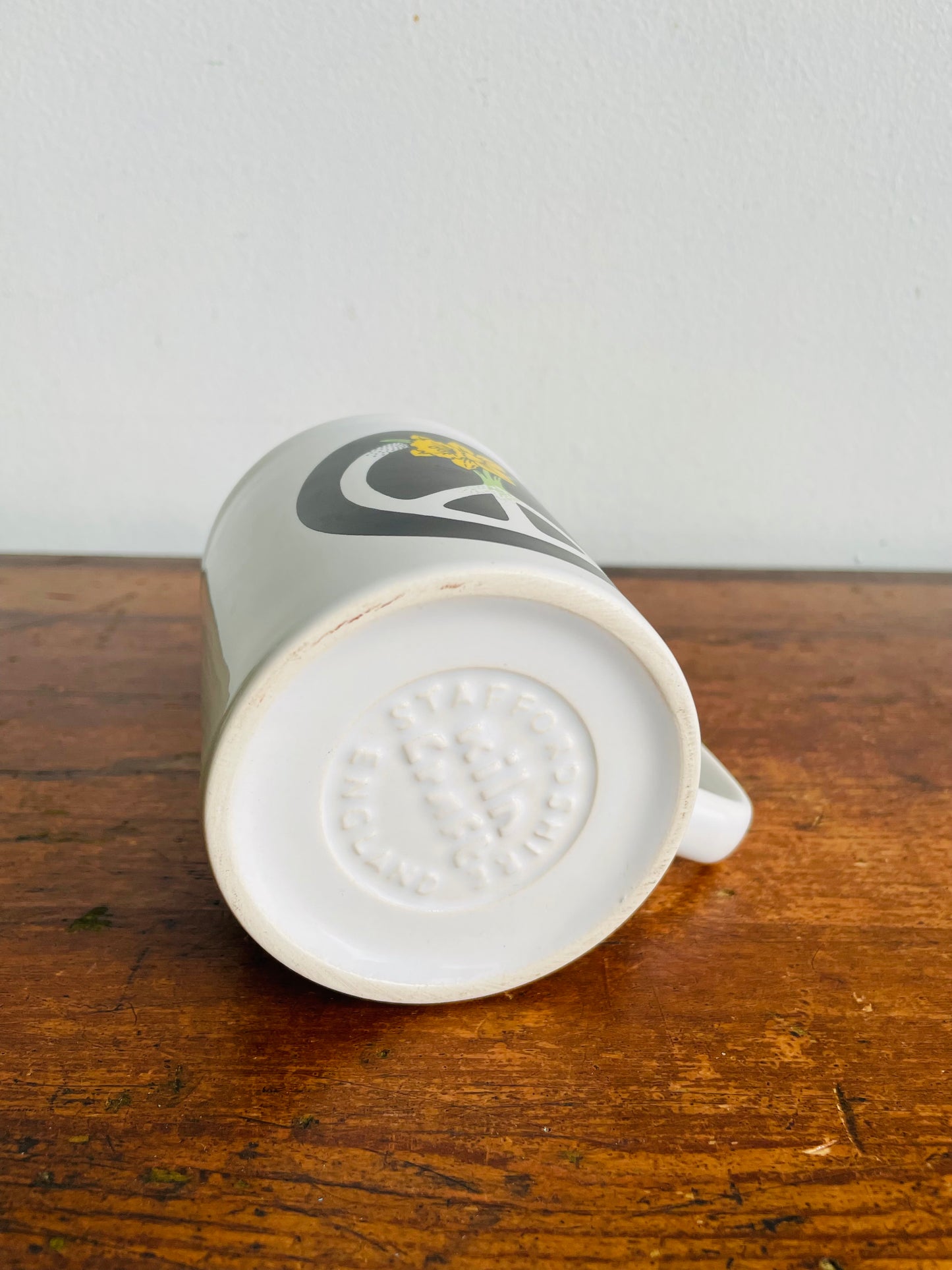 Vintage Kilncraft Peace Sign & Daffodil Flower Mug - Staffordshire England
