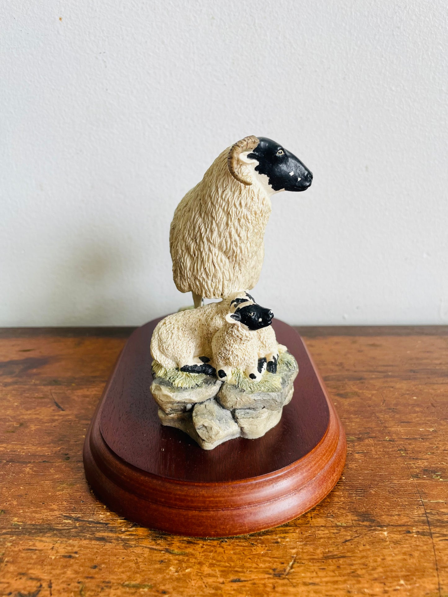 Vintage 1996 Border Fine Arts B124 Blackface Ewe & Lambs Sheep Figurine Statue on Wood Base - Handmade in Scotland