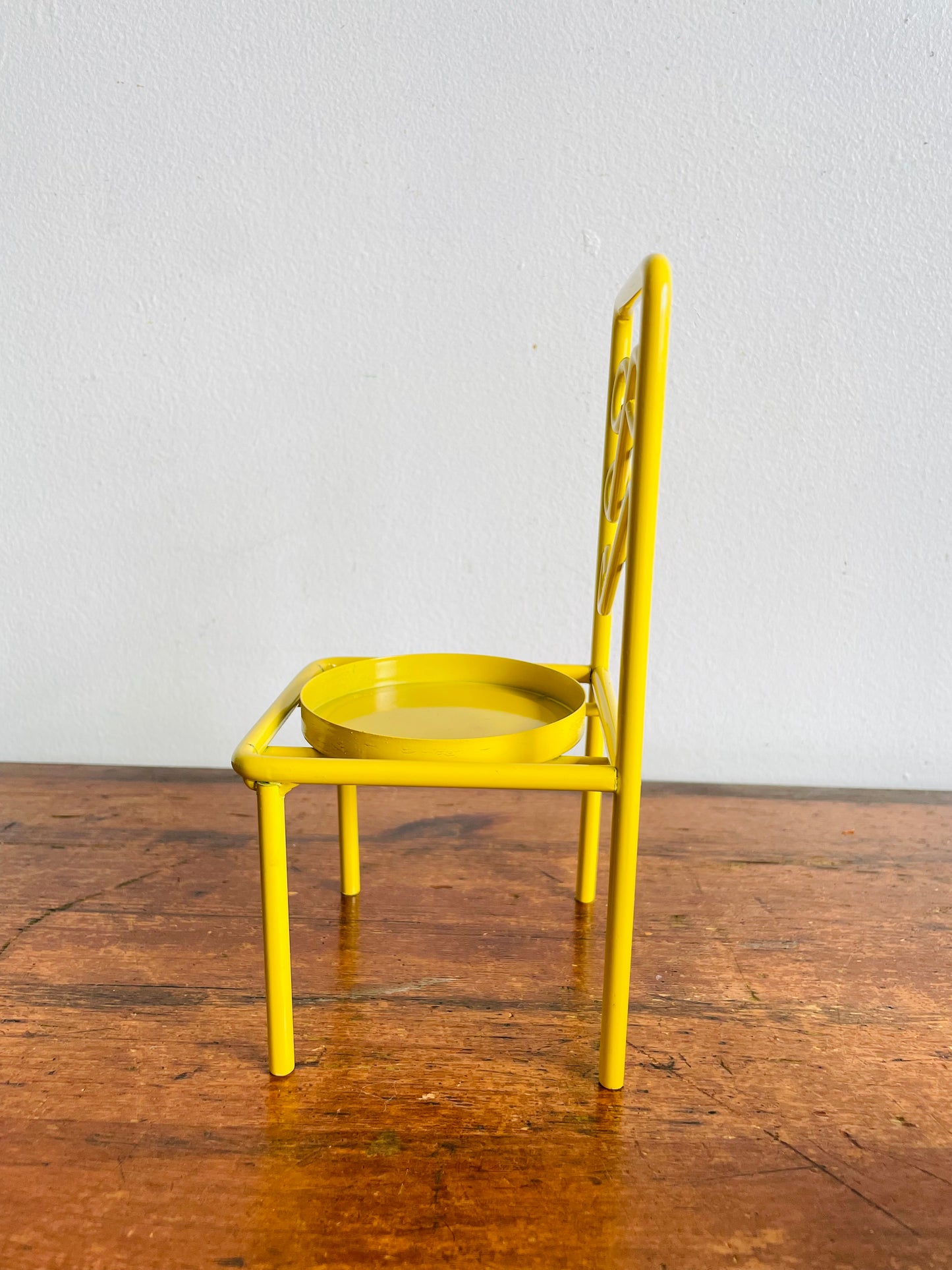 Vintage Bright & Cheerful Yellow Metal Candle Holder Chair or 3" Plant Pot Holder - Made in Taiwan