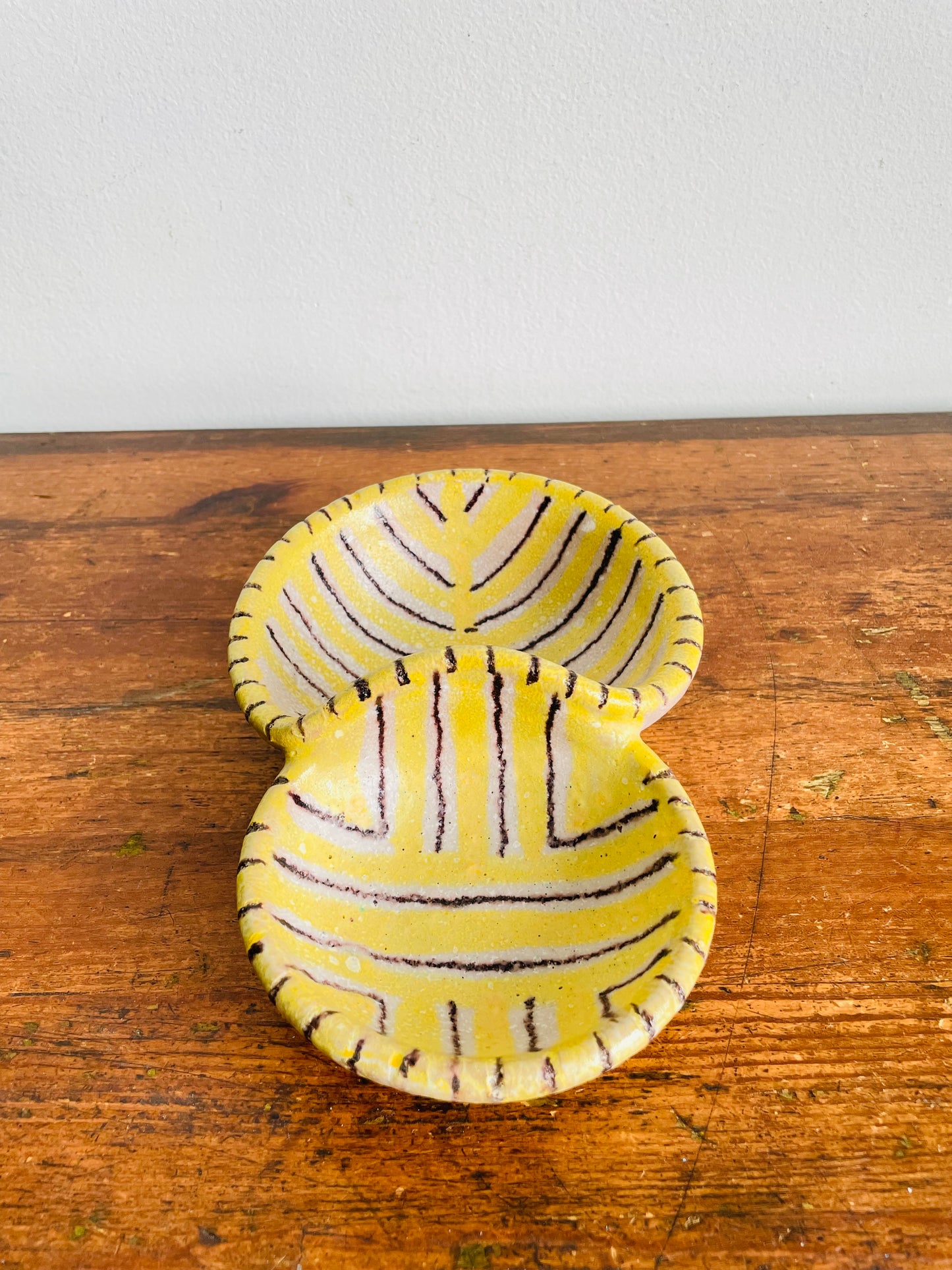 Vintage Mid-Century 1950s Guido Gambone (1909-1969) Ceramic Pottery Divided Bowl Double Dish - La Terrena, Florence - Made in Italy - Donkey Mark - Signed - Modern Abstract Style